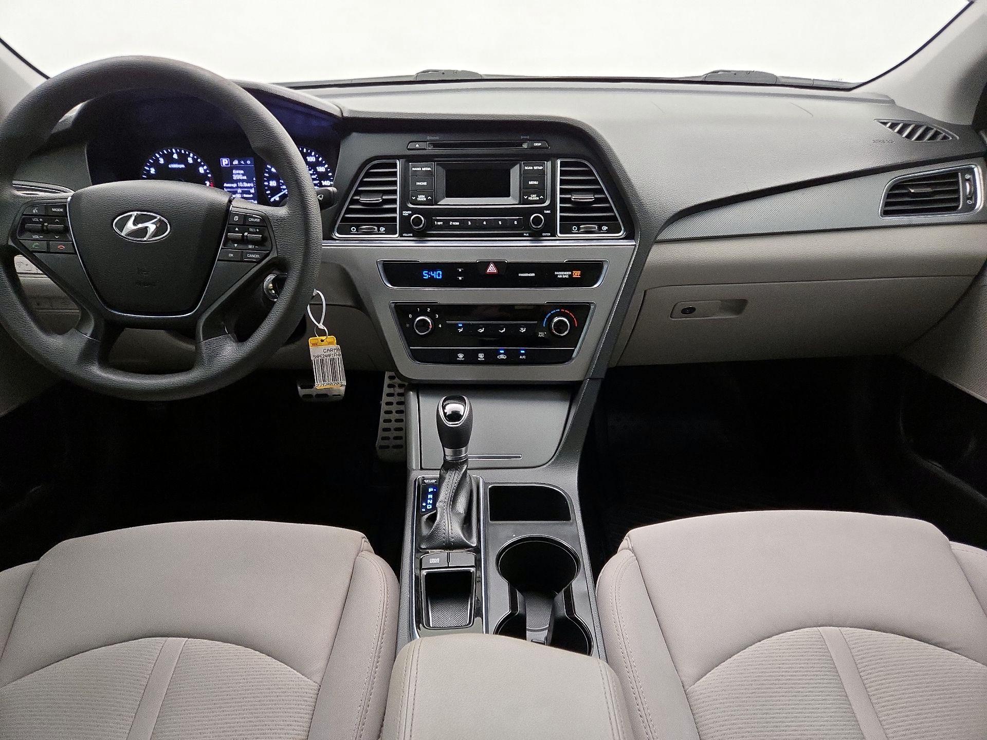 Thumbnail: 2015 Hyundai Sonata - 9
