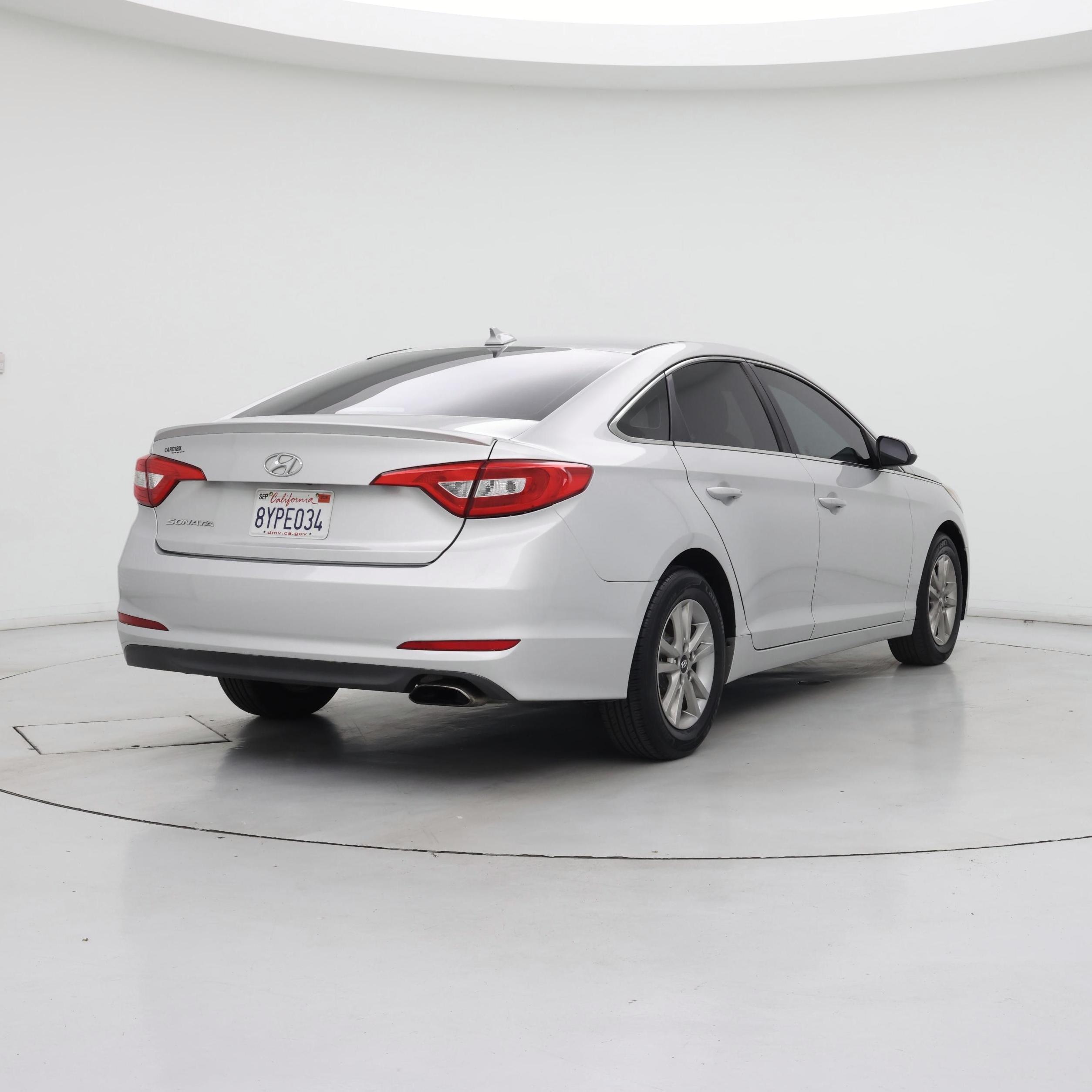 Thumbnail: 2015 Hyundai Sonata - 8