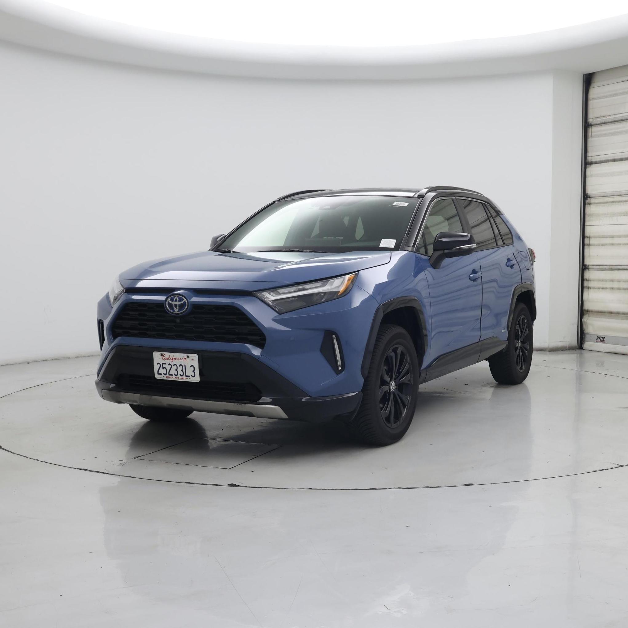 Thumbnail: 2022 Toyota RAV4 - 4