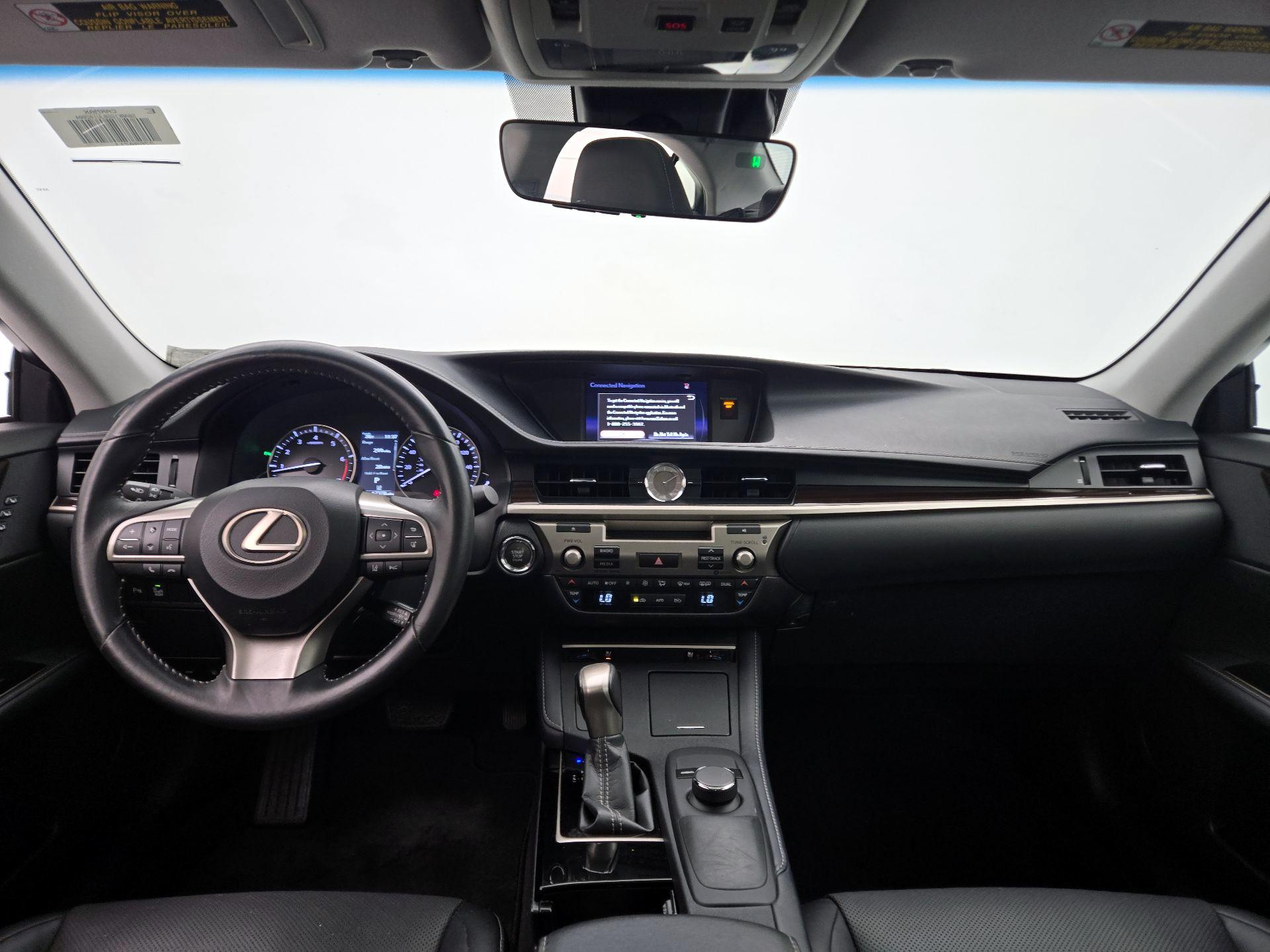 Thumbnail: 2018 Lexus ES - 9