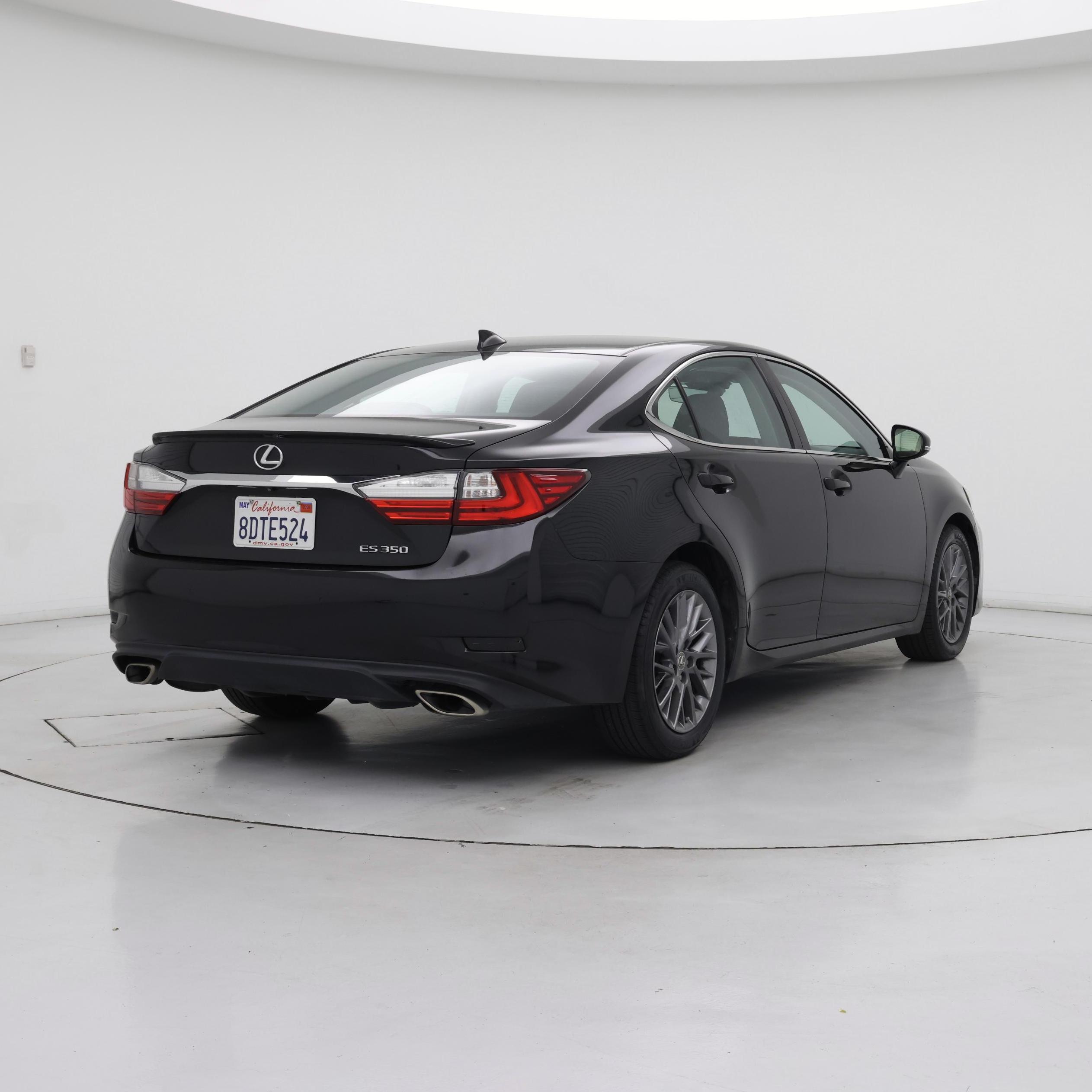 Thumbnail: 2018 Lexus ES - 8