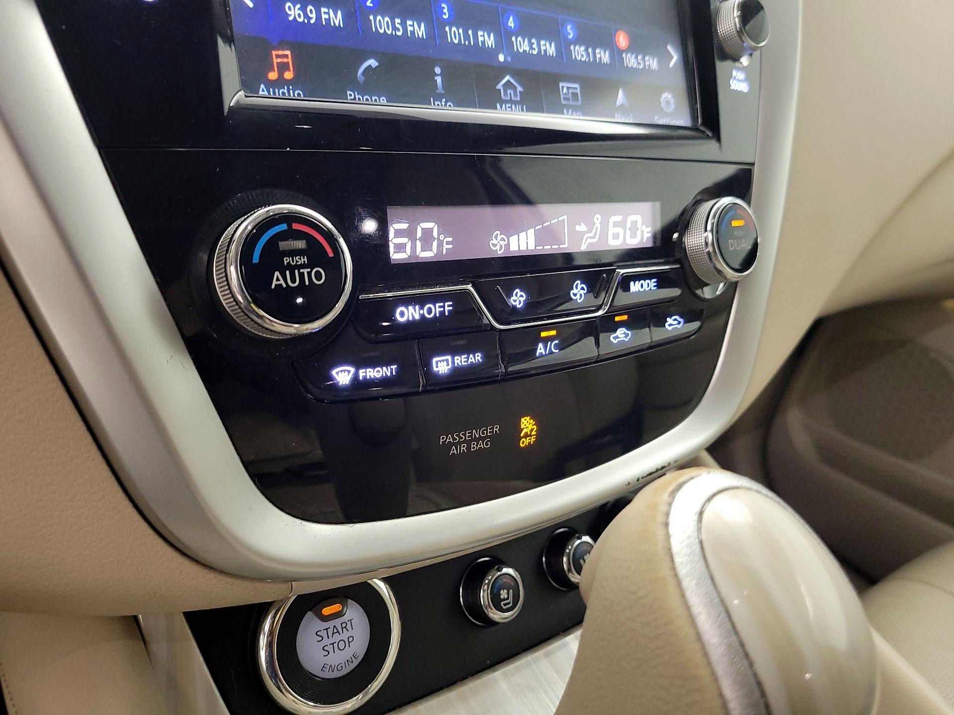 Thumbnail: 2017 Nissan Murano - 17