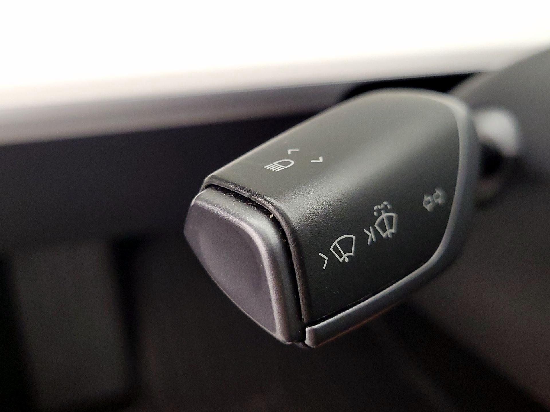 Thumbnail: 2019 Tesla Model 3 - 13