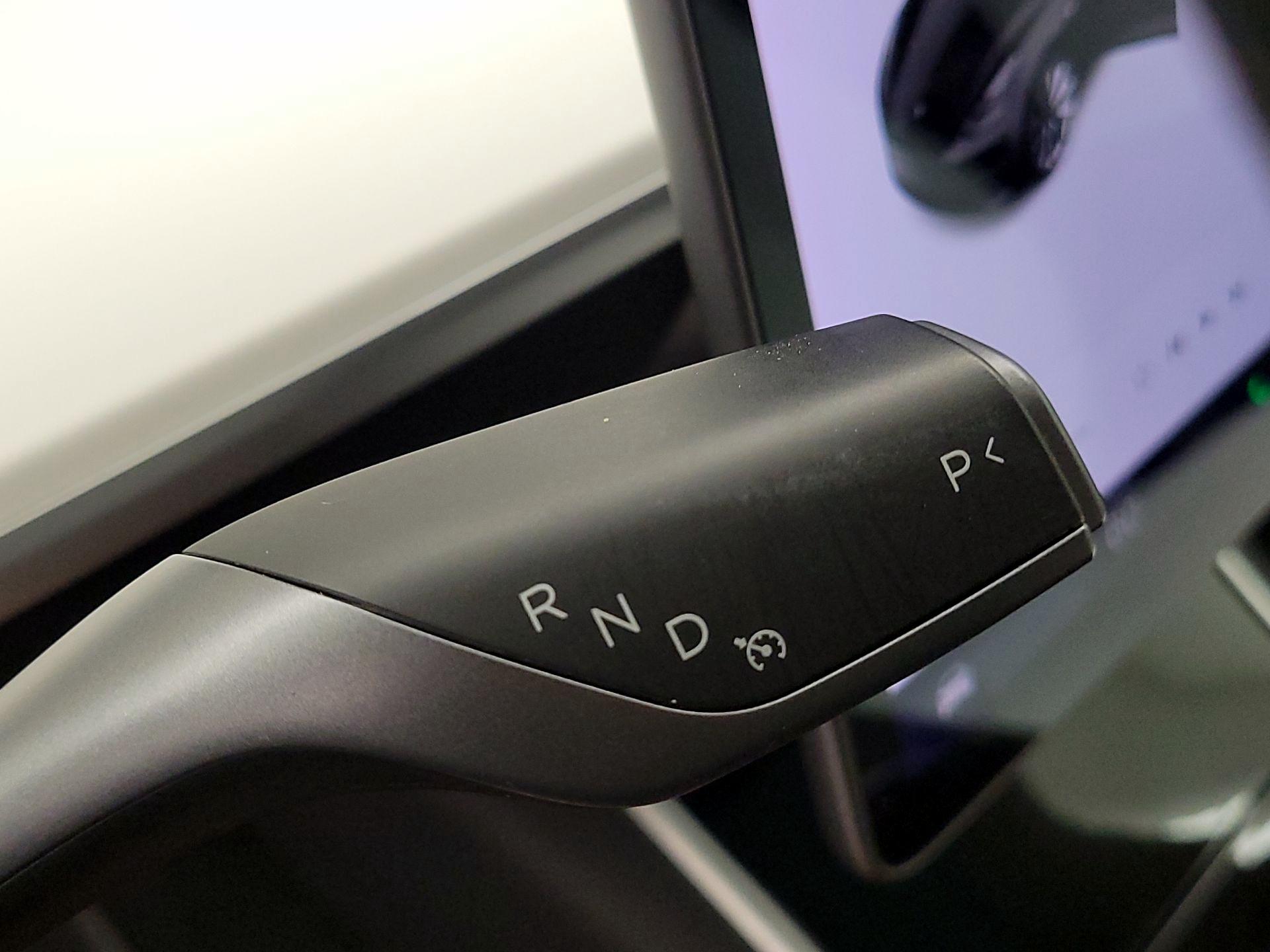 Thumbnail: 2019 Tesla Model 3 - 17