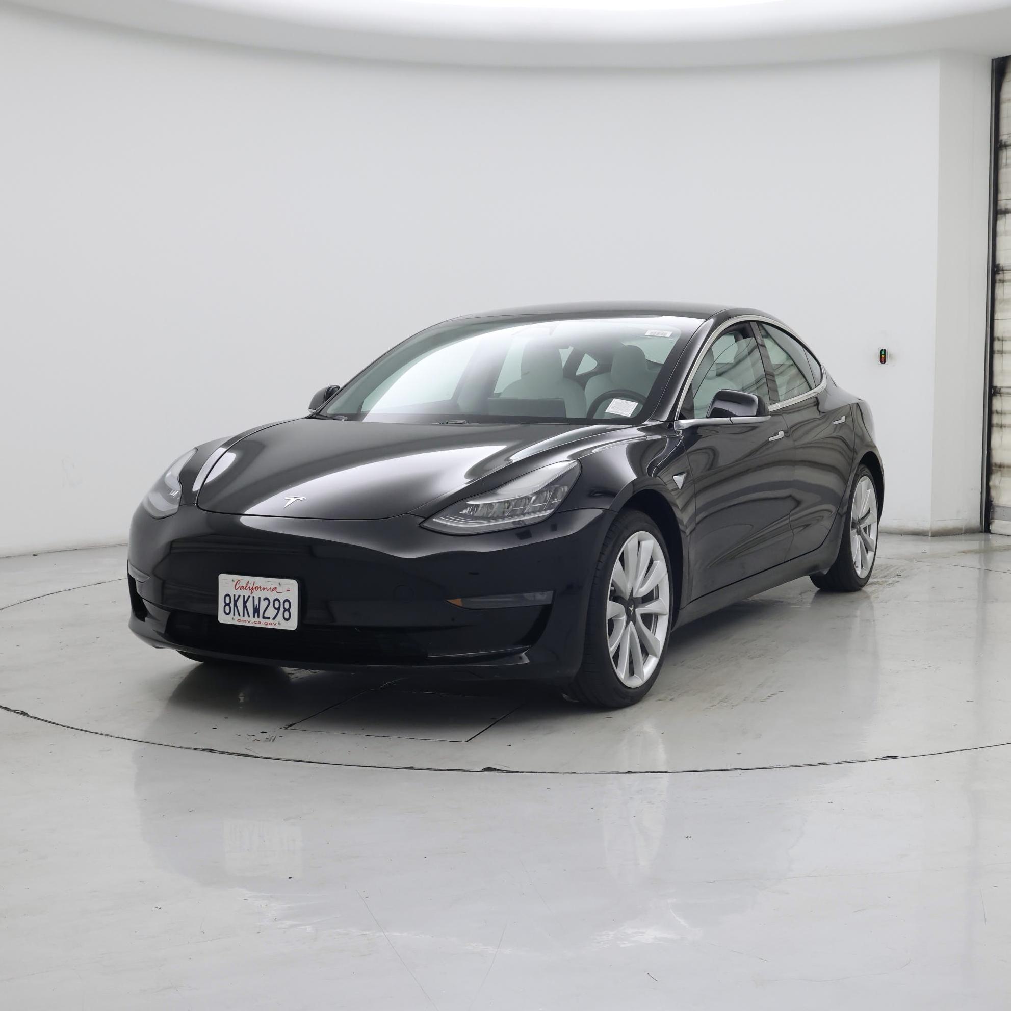 Thumbnail: 2019 Tesla Model 3 - 4