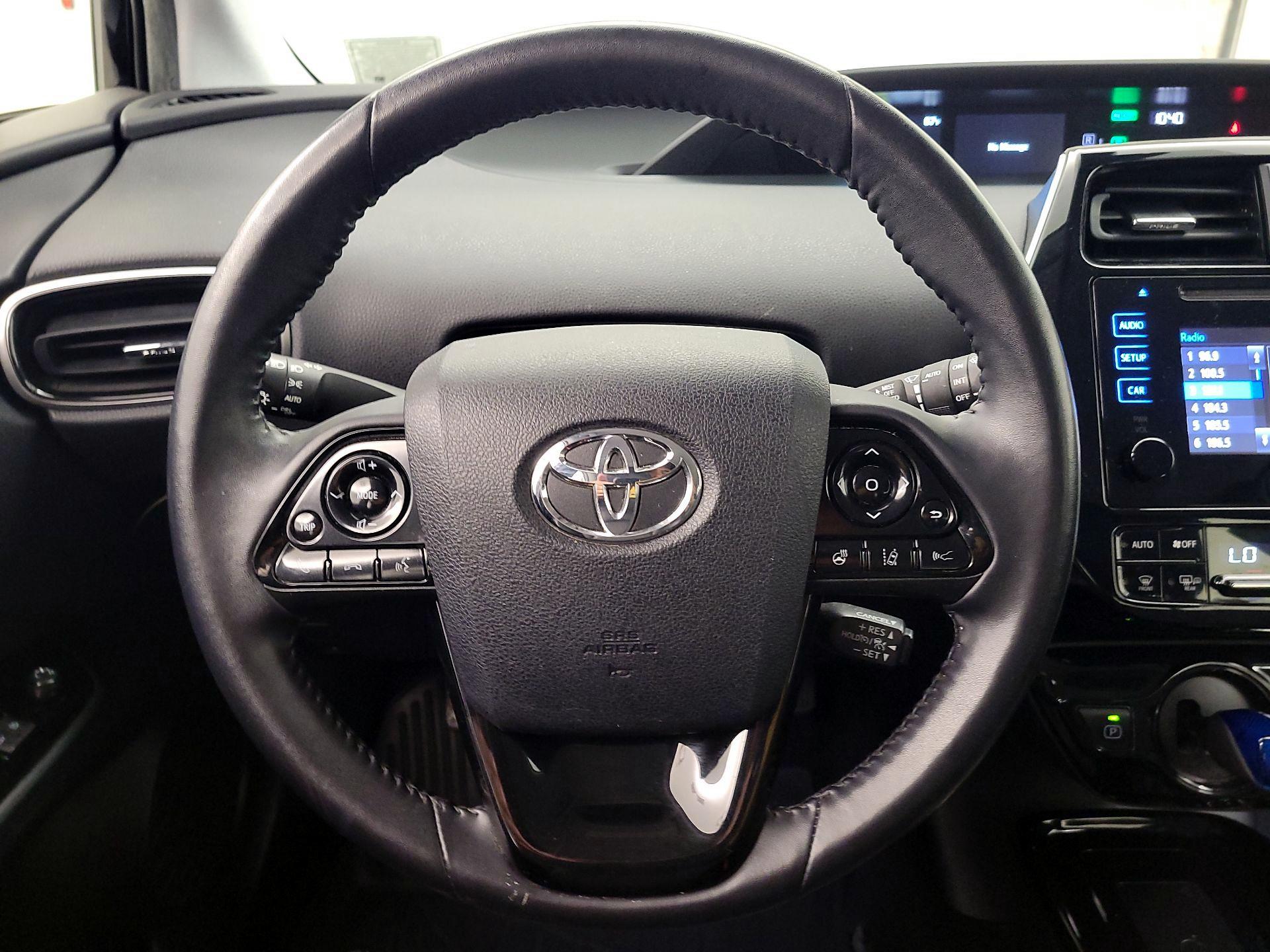 Thumbnail: 2019 Toyota Prius - 10