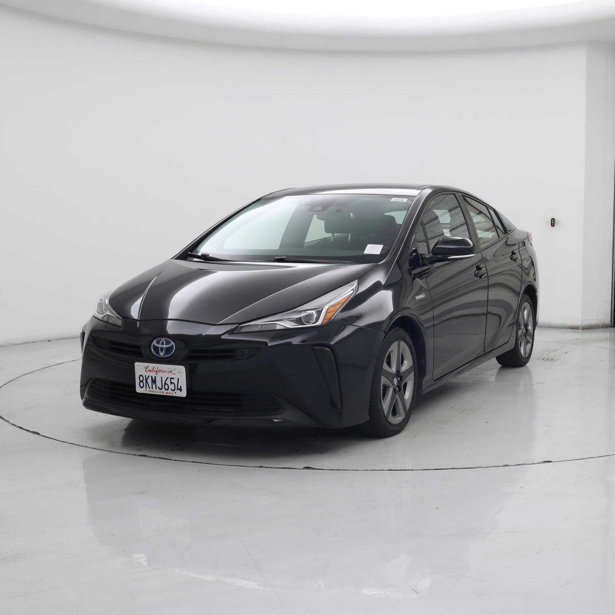 Thumbnail: 2019 Toyota Prius - 4