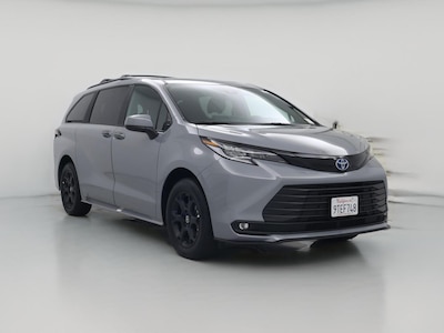 2025 Toyota Sienna Woodland Edition