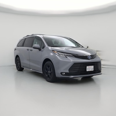 2025 Toyota Sienna Woodland Edition