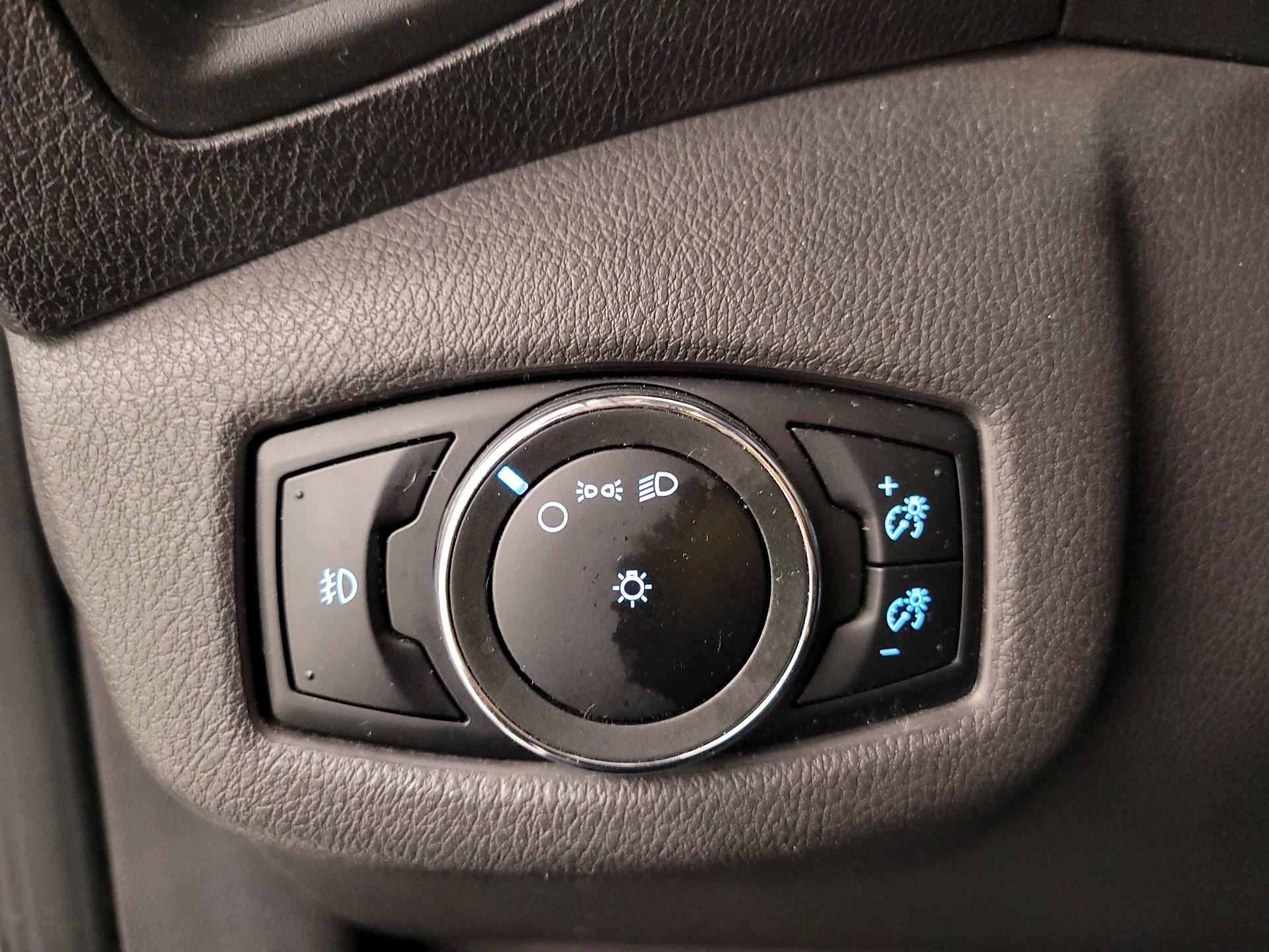 Thumbnail: 2016 Ford Transit Series - 13