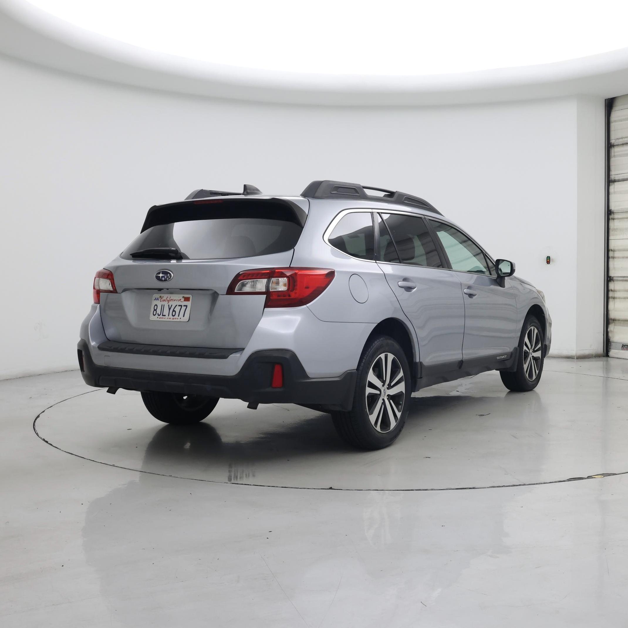 Thumbnail: 2019 Subaru Outback - 8