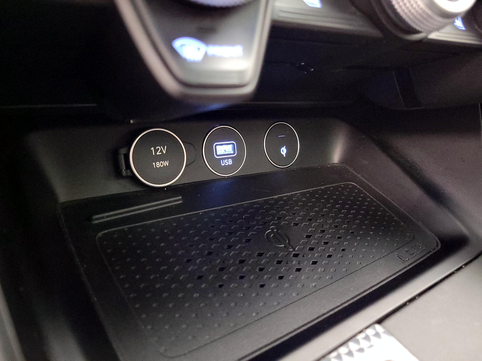 Thumbnail: 2023 Genesis G70 - 19