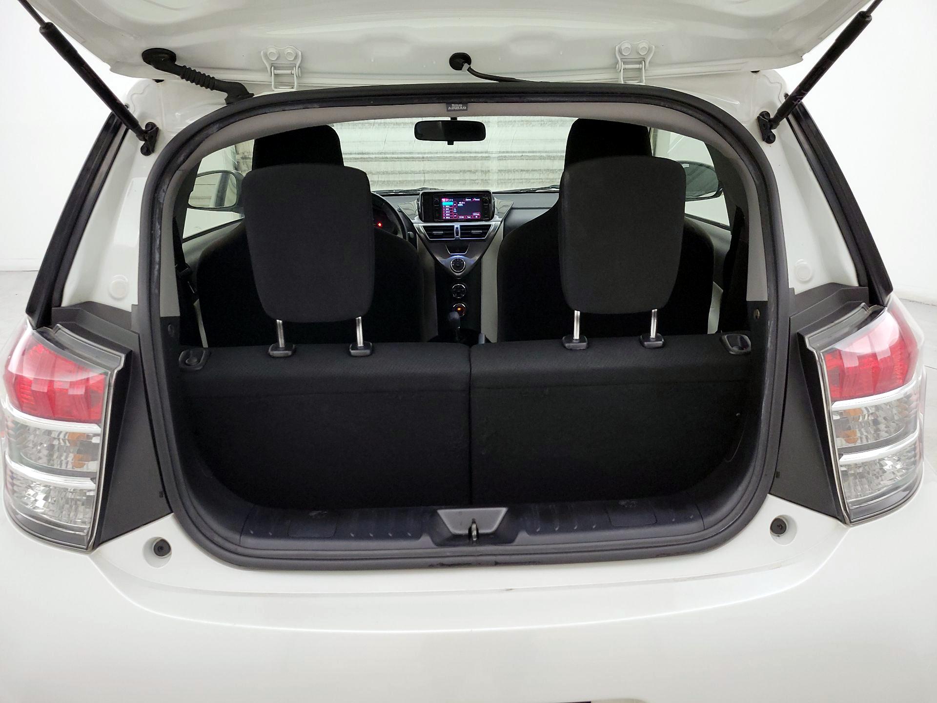 Thumbnail: 2014 Scion iQ - 18