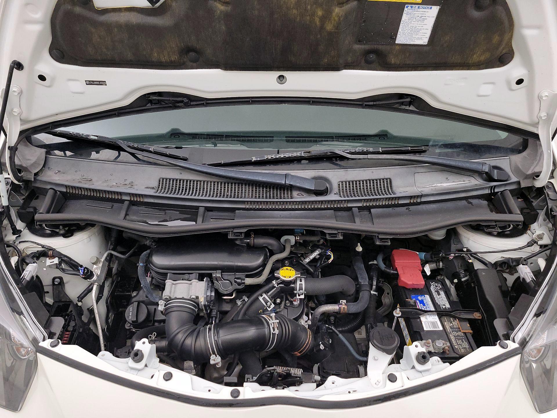 Thumbnail: 2014 Scion iQ - 19