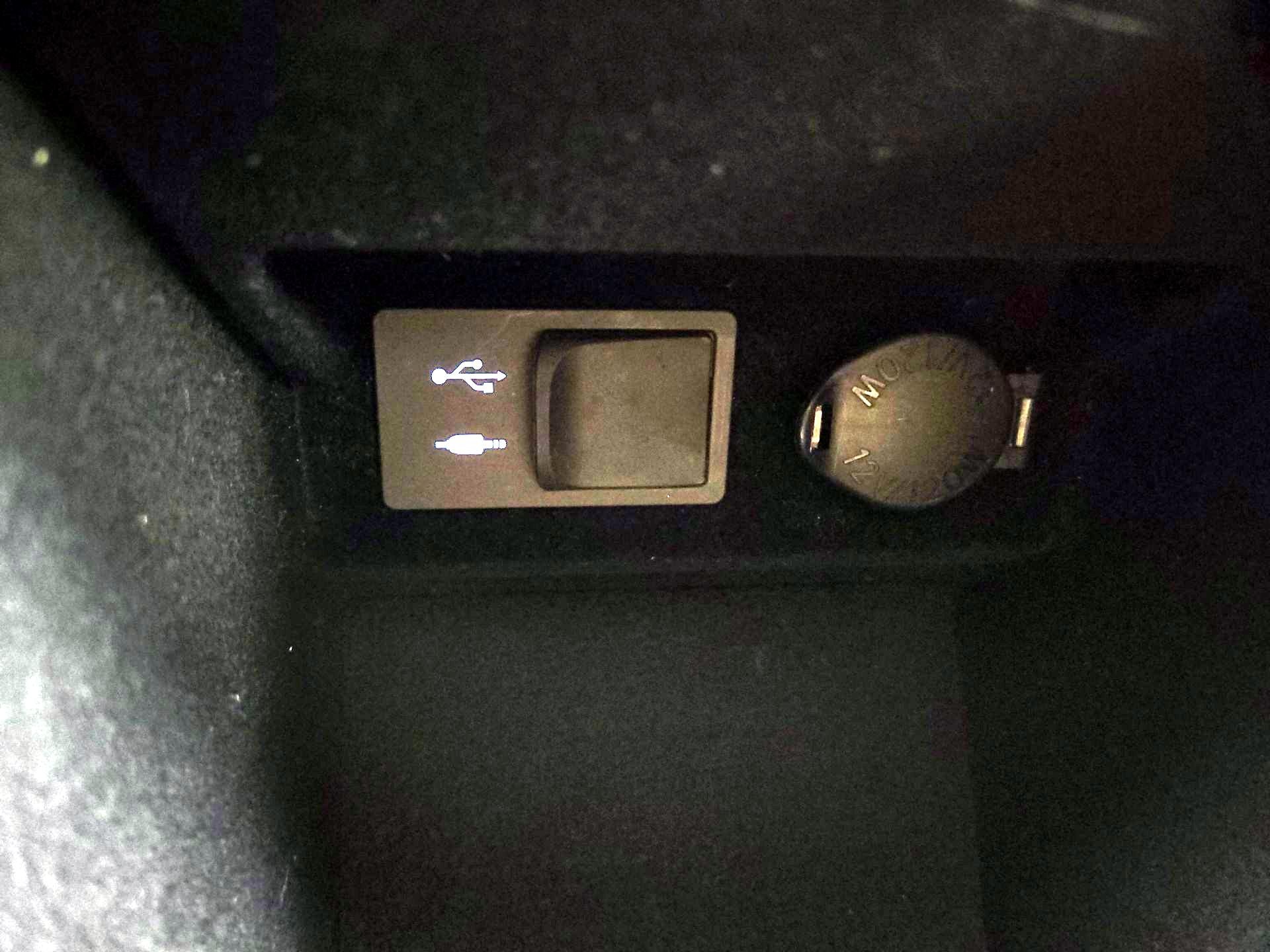 Thumbnail: 2014 Lexus ES - 19