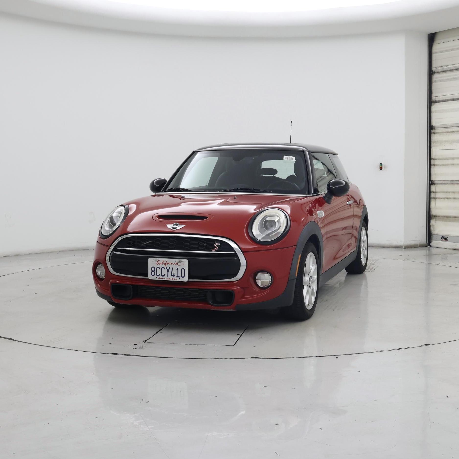 Thumbnail: 2016 MINI Cooper Hardtop - 4