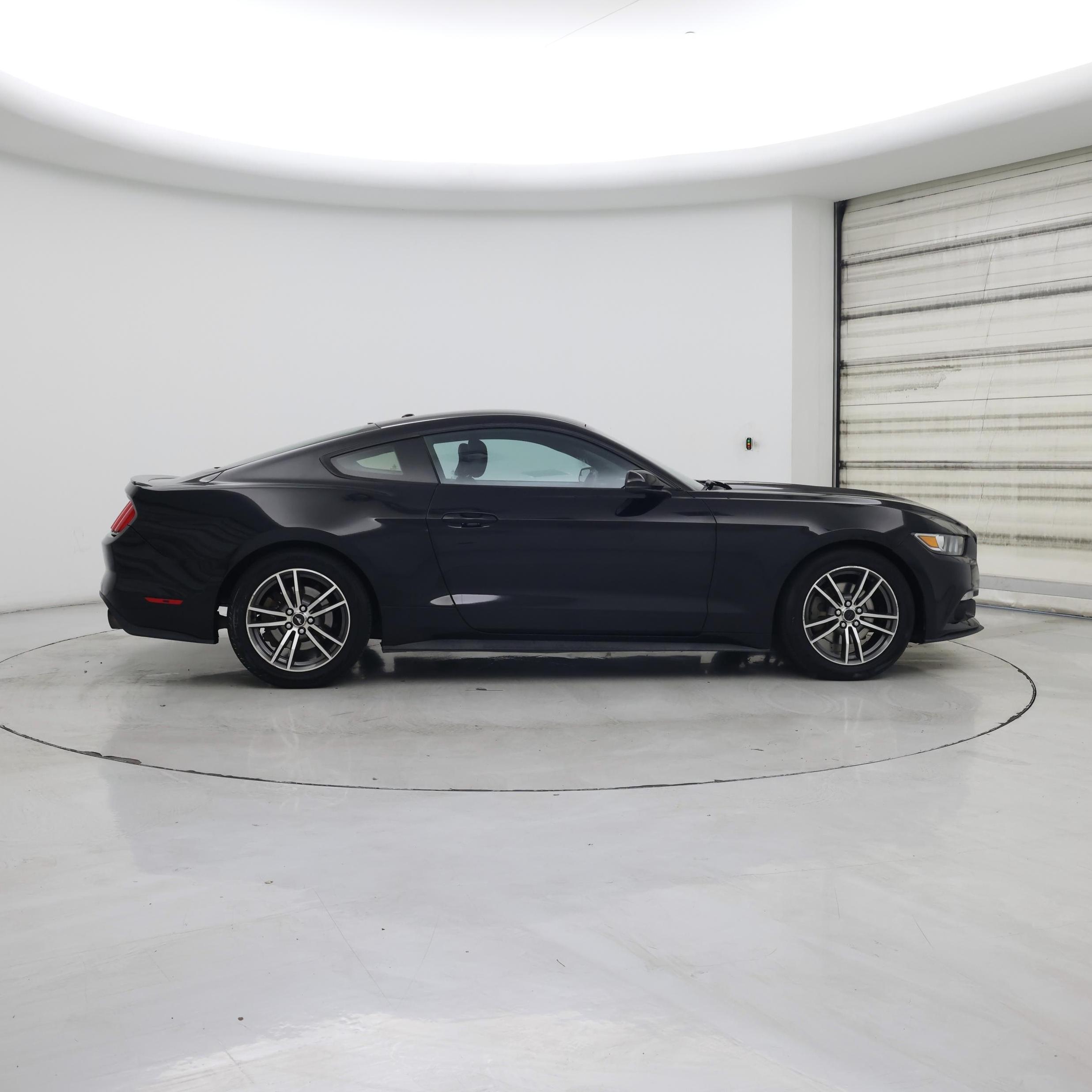 Thumbnail: 2017 Ford Mustang - 7