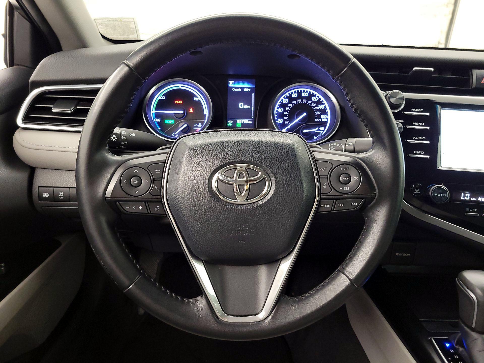 Thumbnail: 2018 Toyota Camry - 10