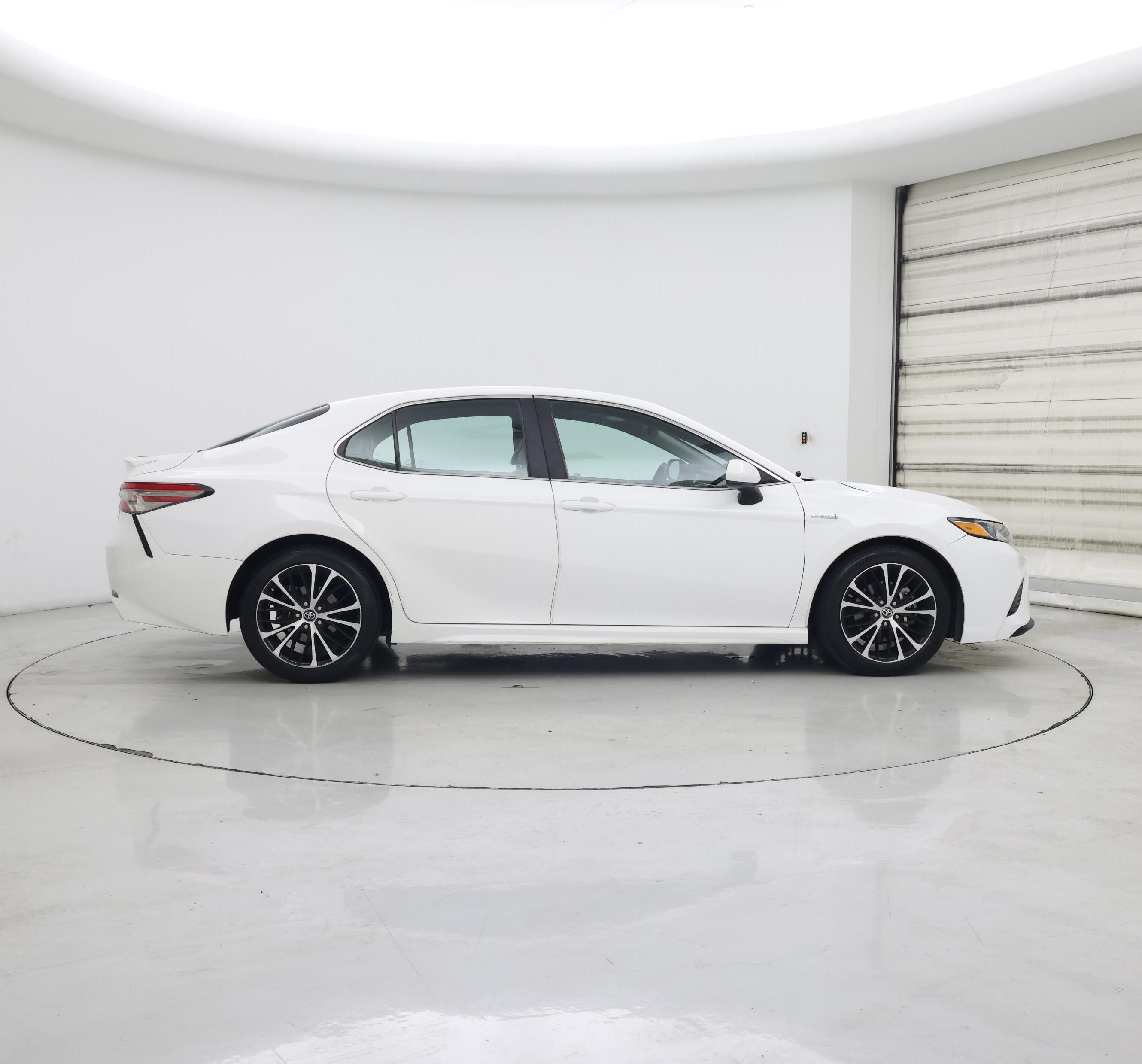 Thumbnail: 2018 Toyota Camry - 7