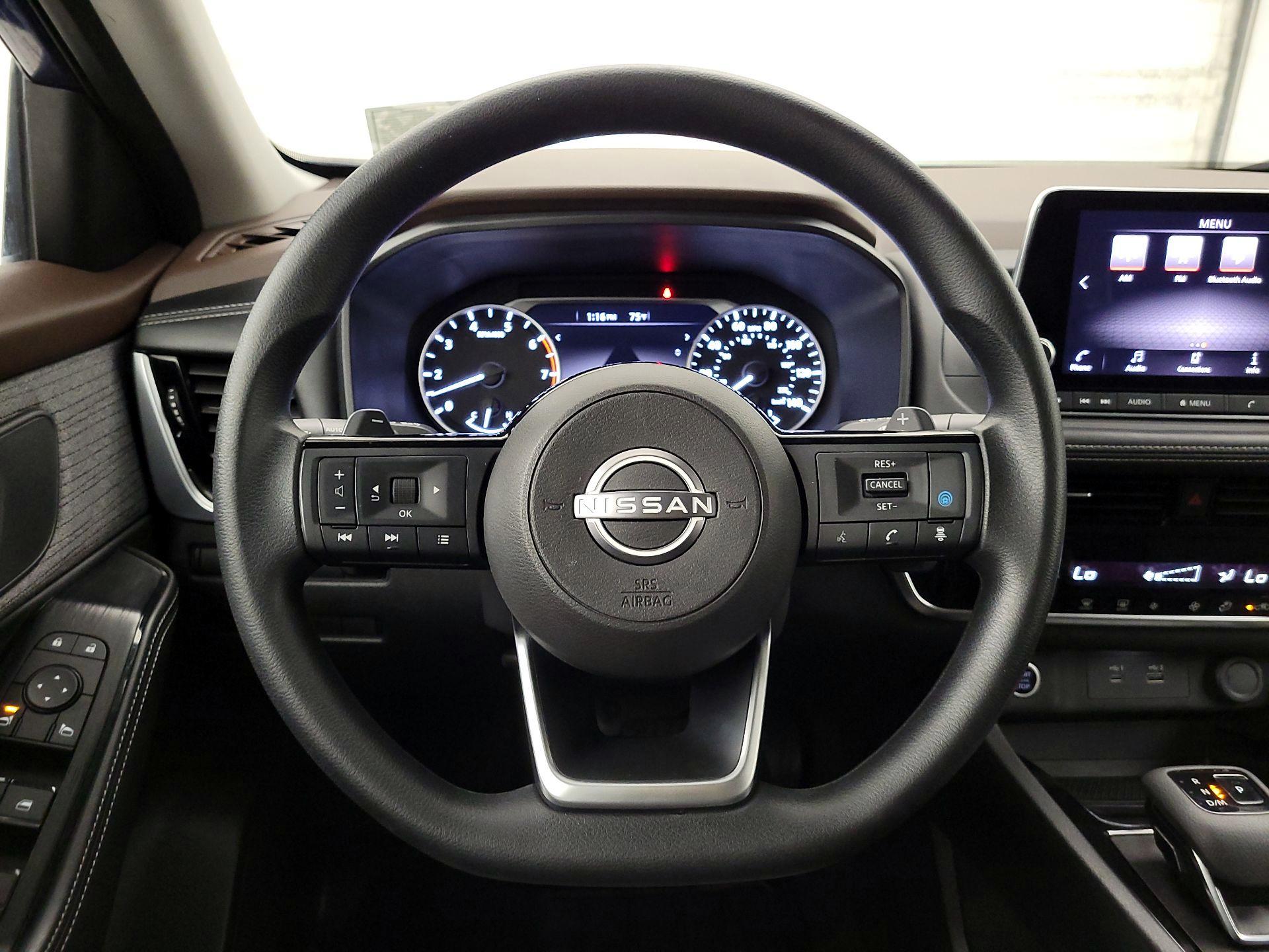 Thumbnail: 2022 Nissan Rogue - 10