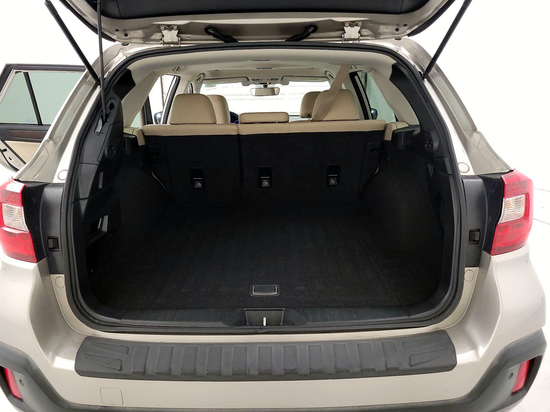 Thumbnail: 2018 Subaru Outback - 20