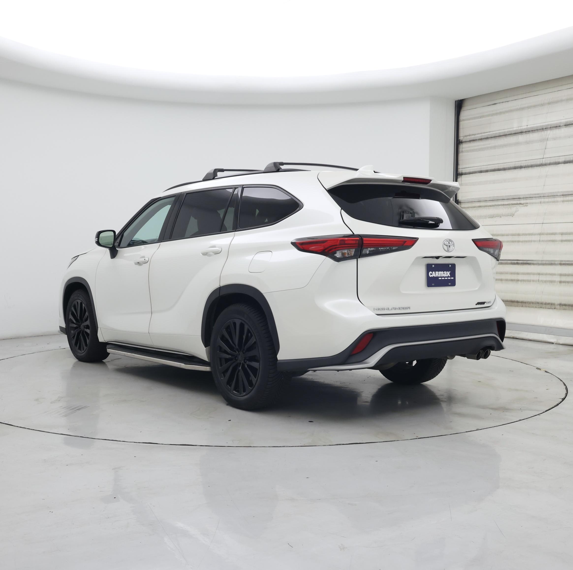 Thumbnail: 2021 Toyota Highlander - 2
