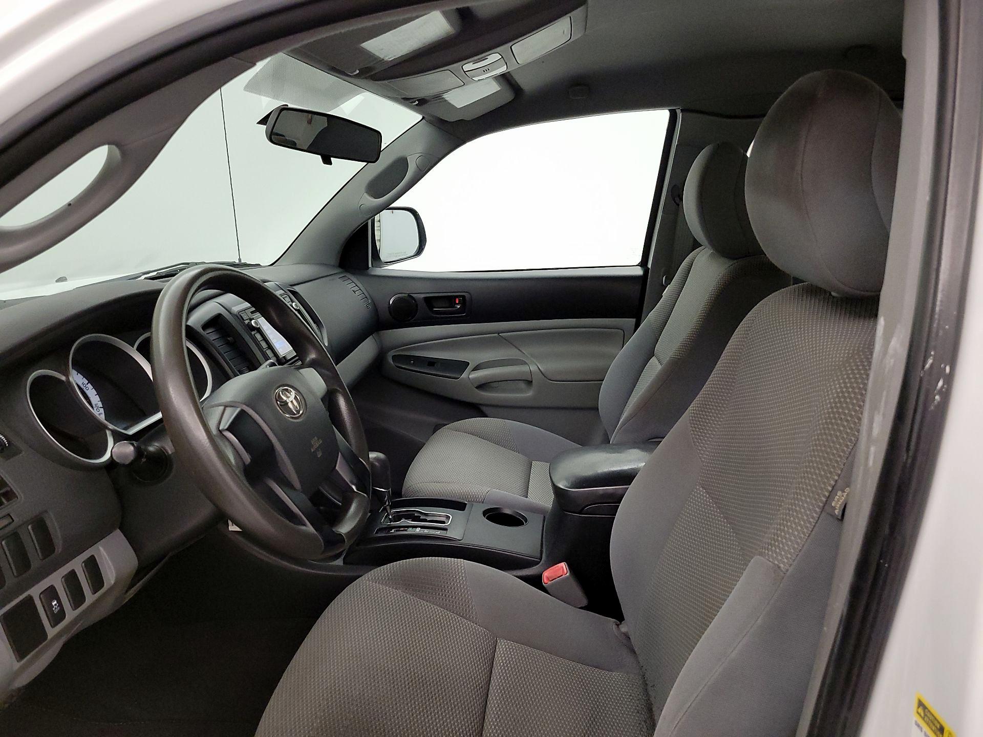 Thumbnail: 2014 Toyota Tacoma - 11