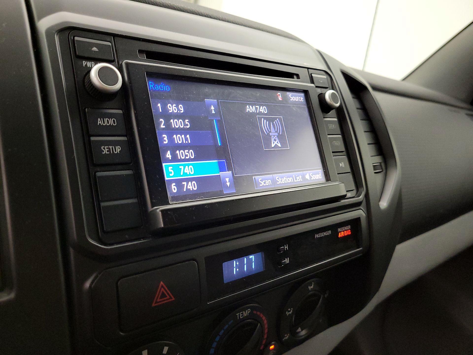 Thumbnail: 2014 Toyota Tacoma - 14