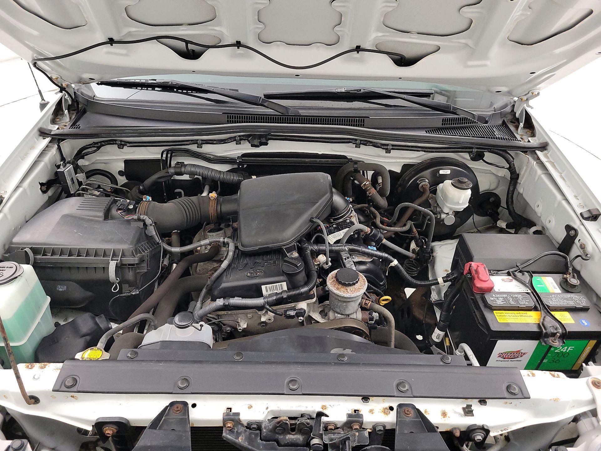 Thumbnail: 2014 Toyota Tacoma - 20