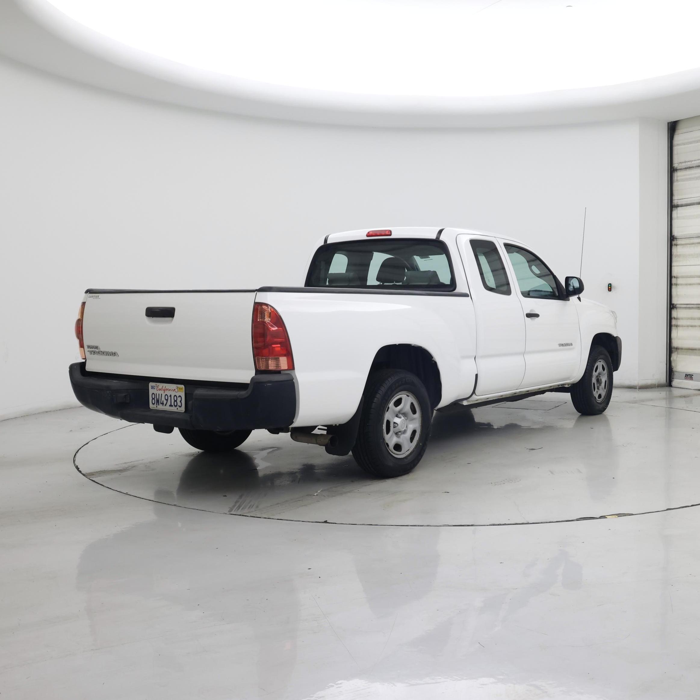 Thumbnail: 2014 Toyota Tacoma - 8