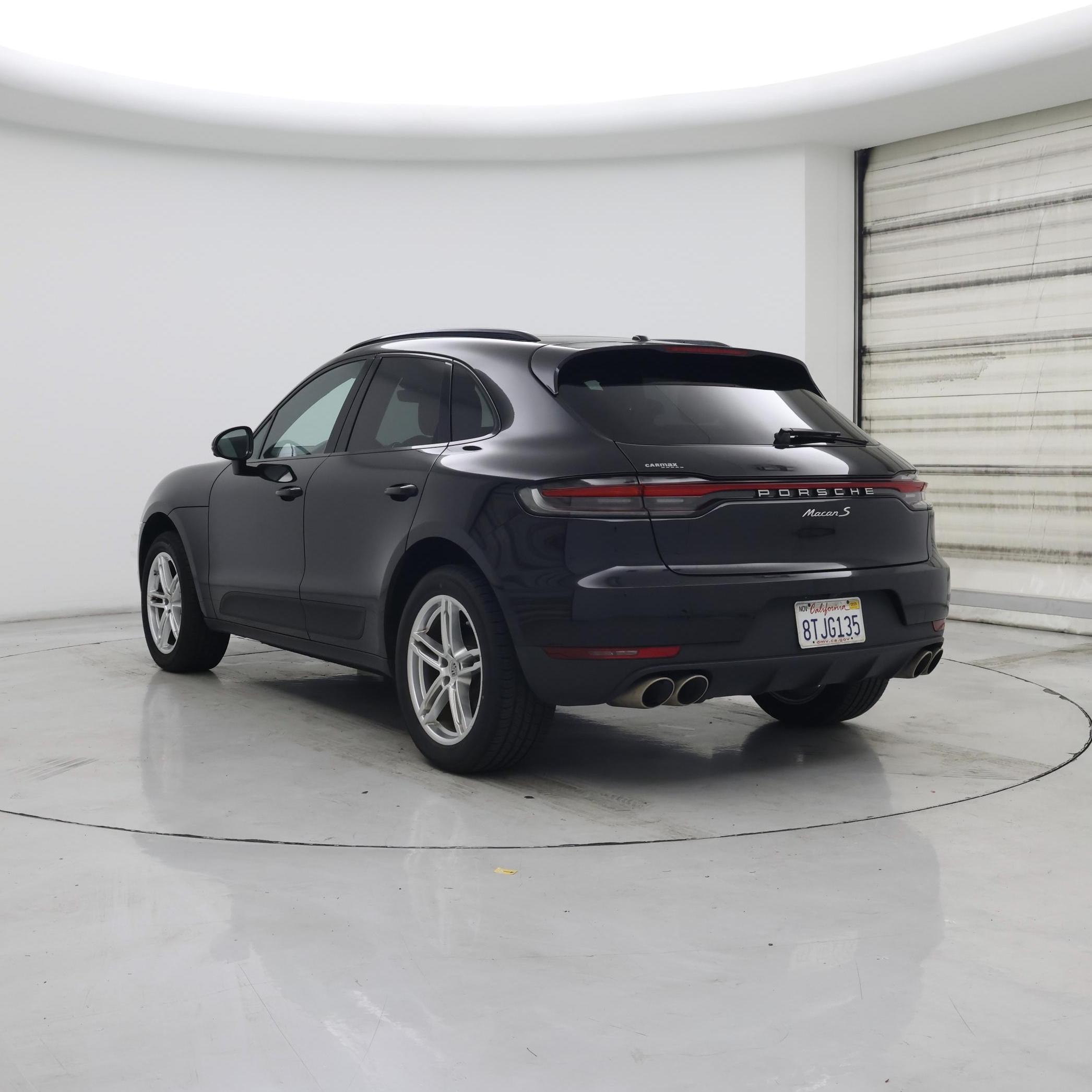 Thumbnail: 2021 Porsche Macan - 2