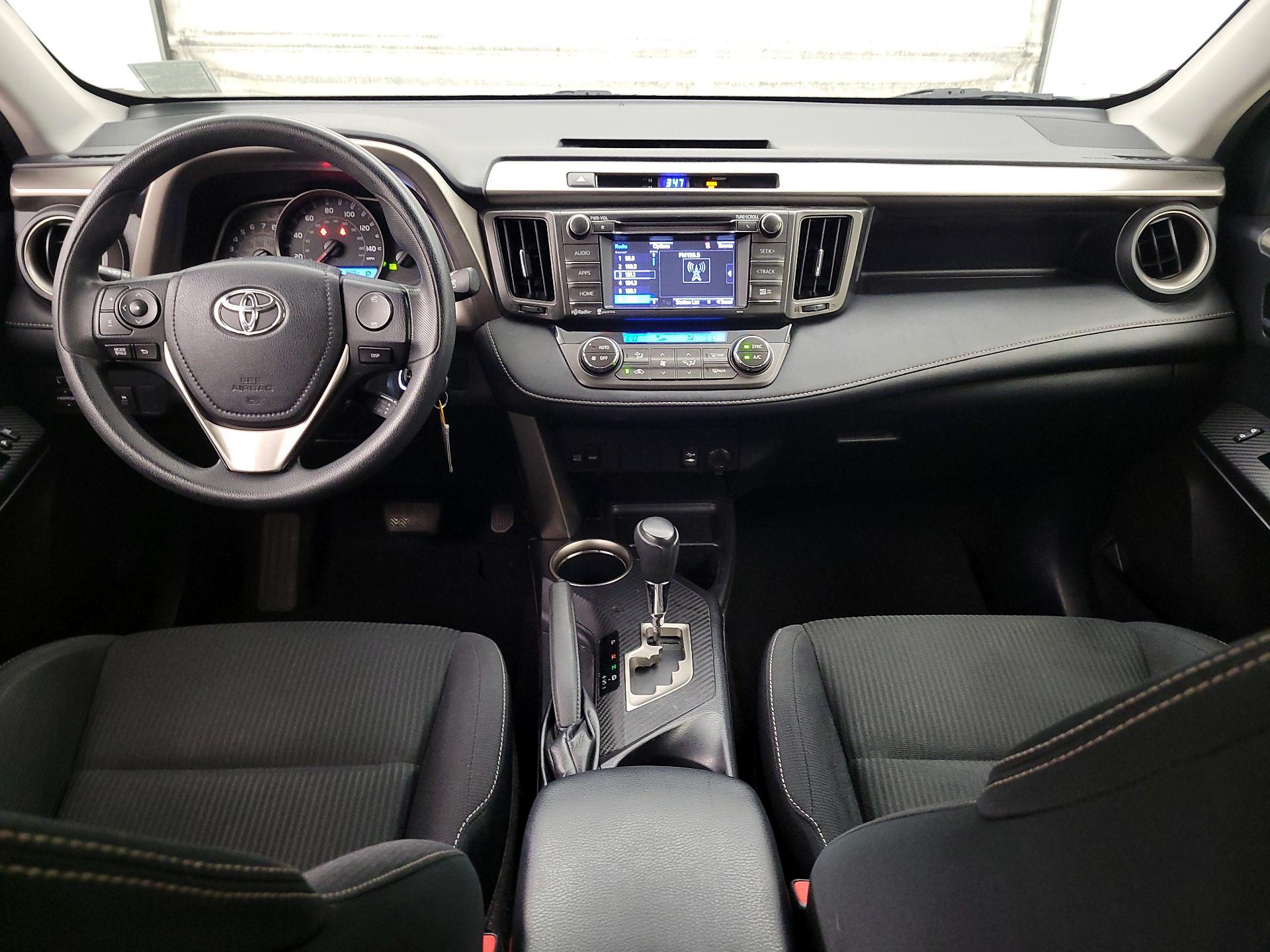 Thumbnail: 2014 Toyota RAV4 - 9