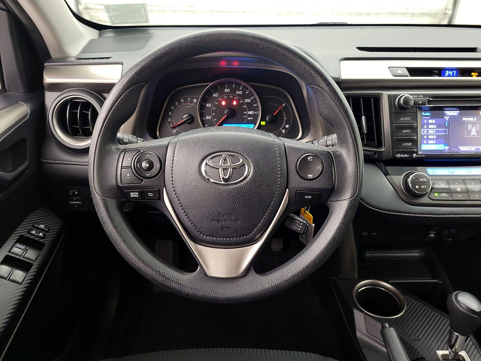 Thumbnail: 2014 Toyota RAV4 - 10
