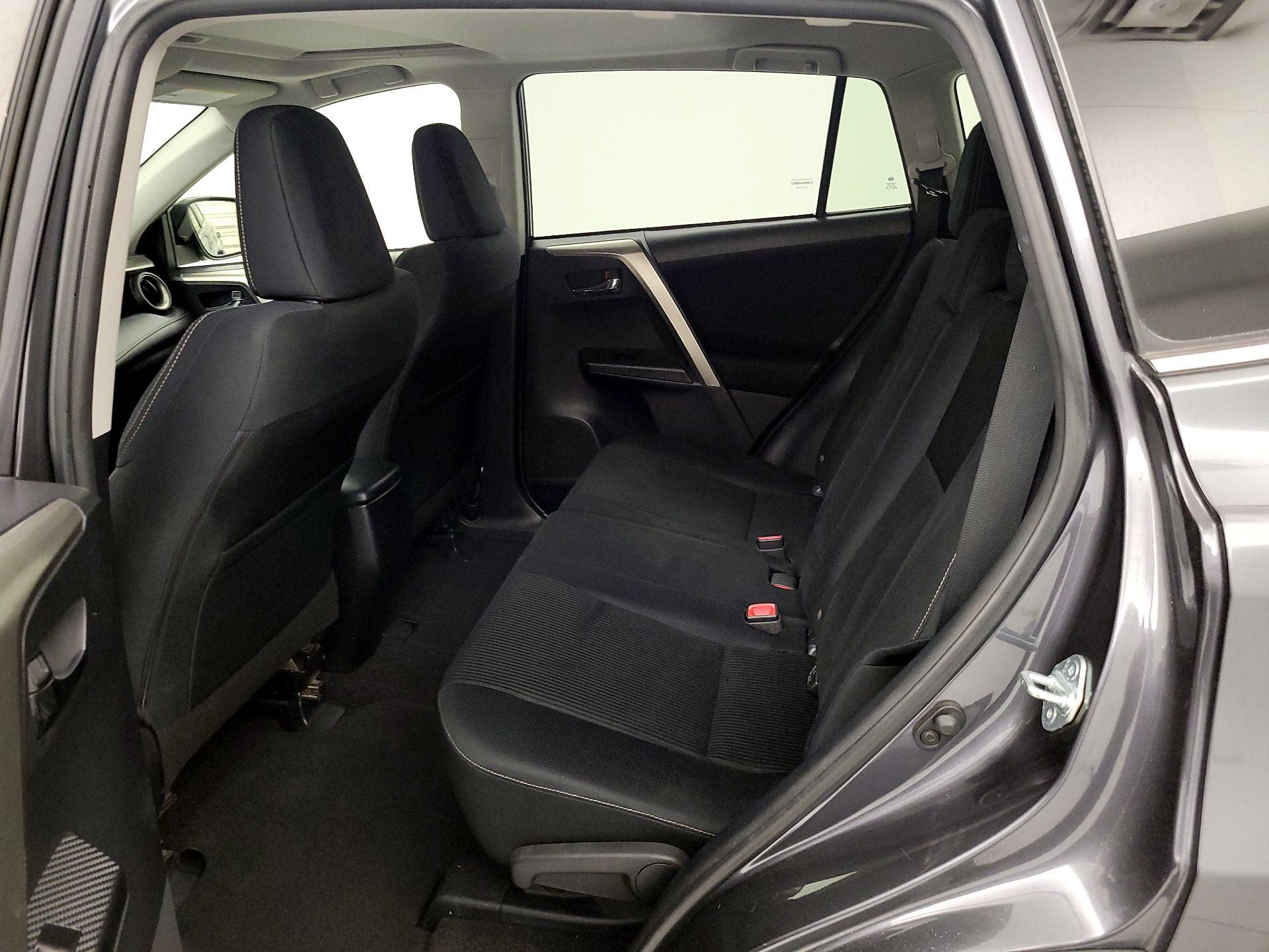 Thumbnail: 2014 Toyota RAV4 - 20