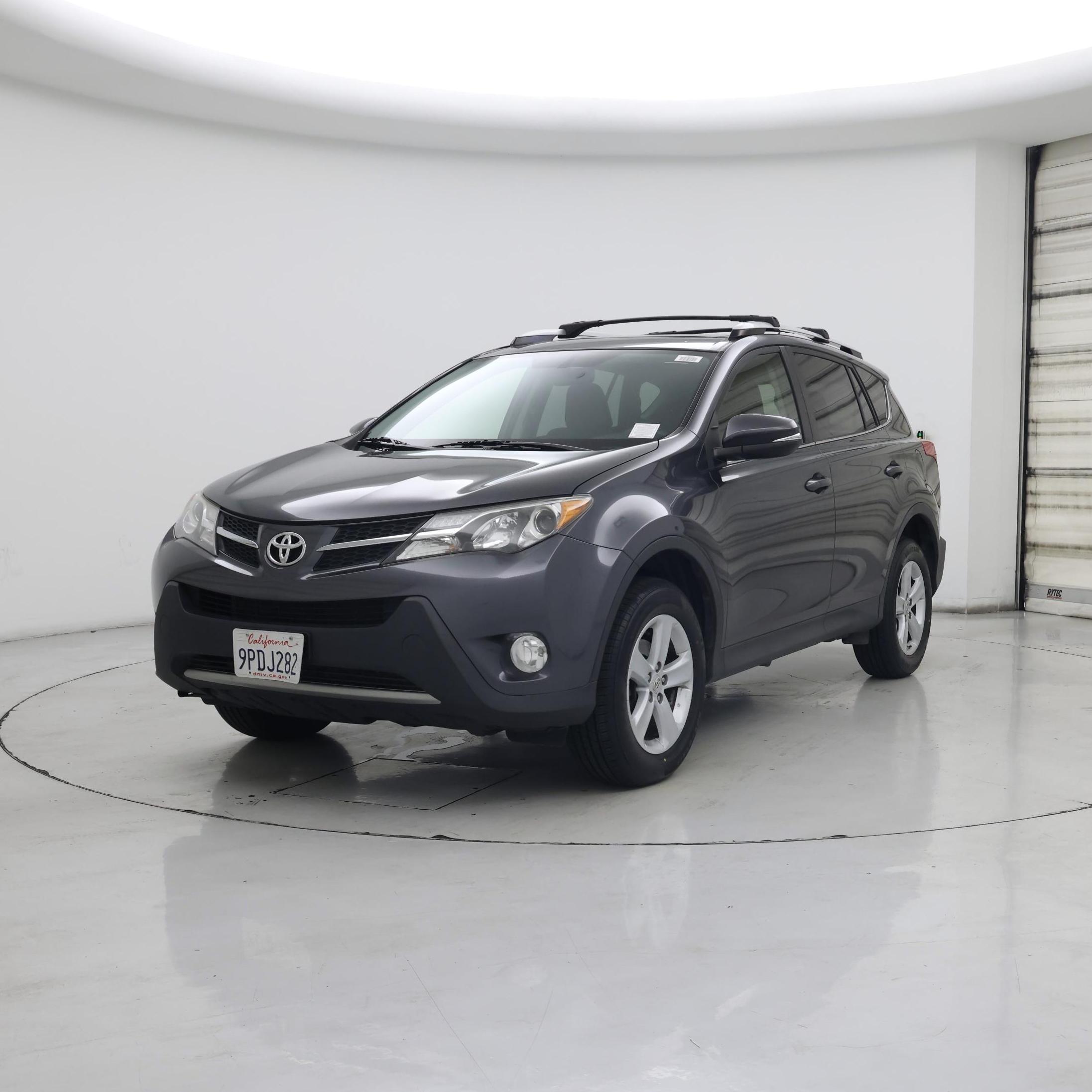 Thumbnail: 2014 Toyota RAV4 - 4