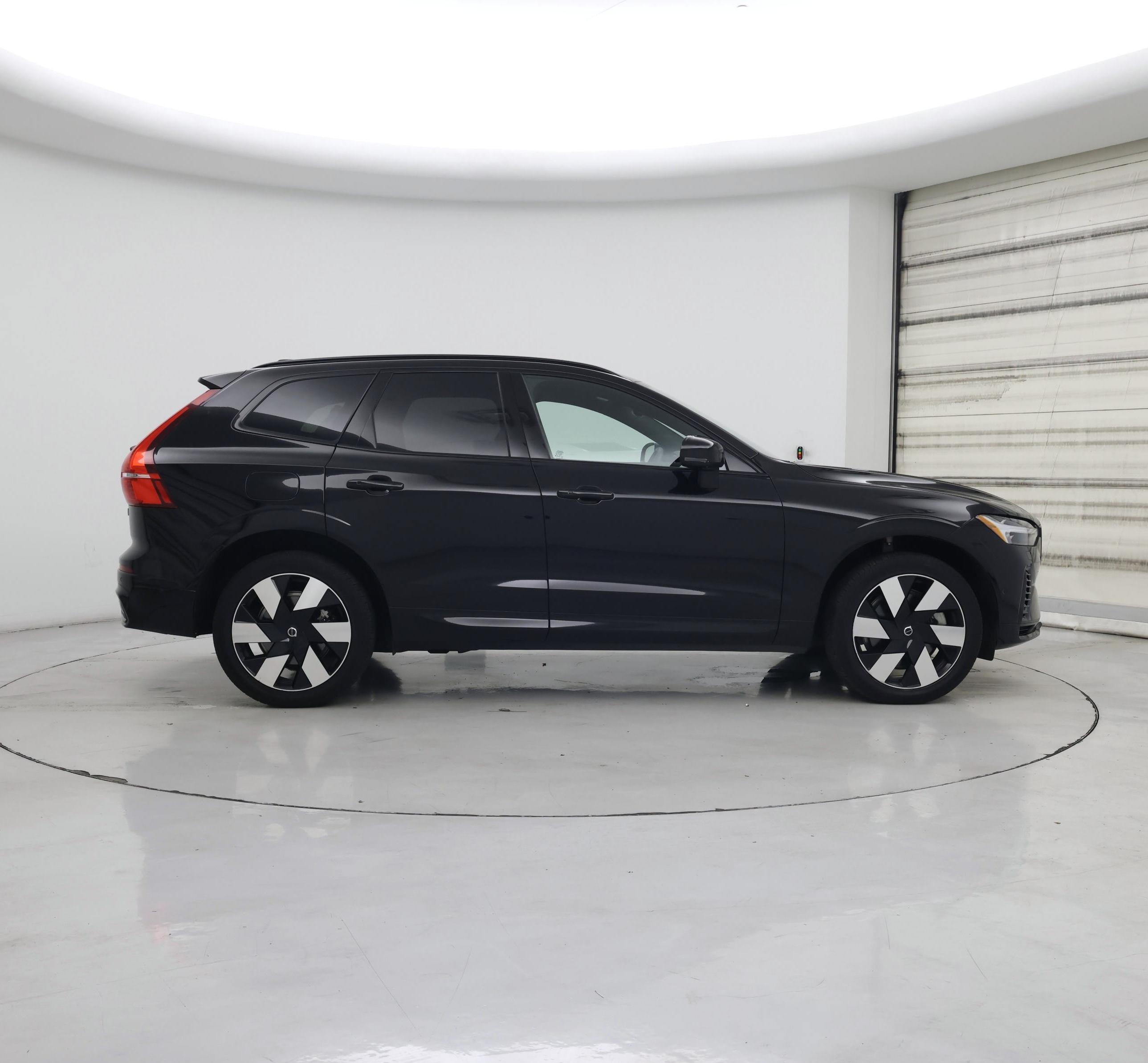Thumbnail: 2024 Volvo XC60 - 7