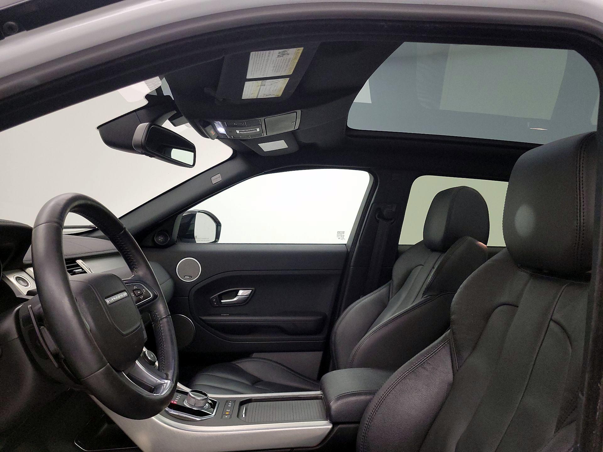 Thumbnail: 2015 Land Rover Range Rover Evoque - 19