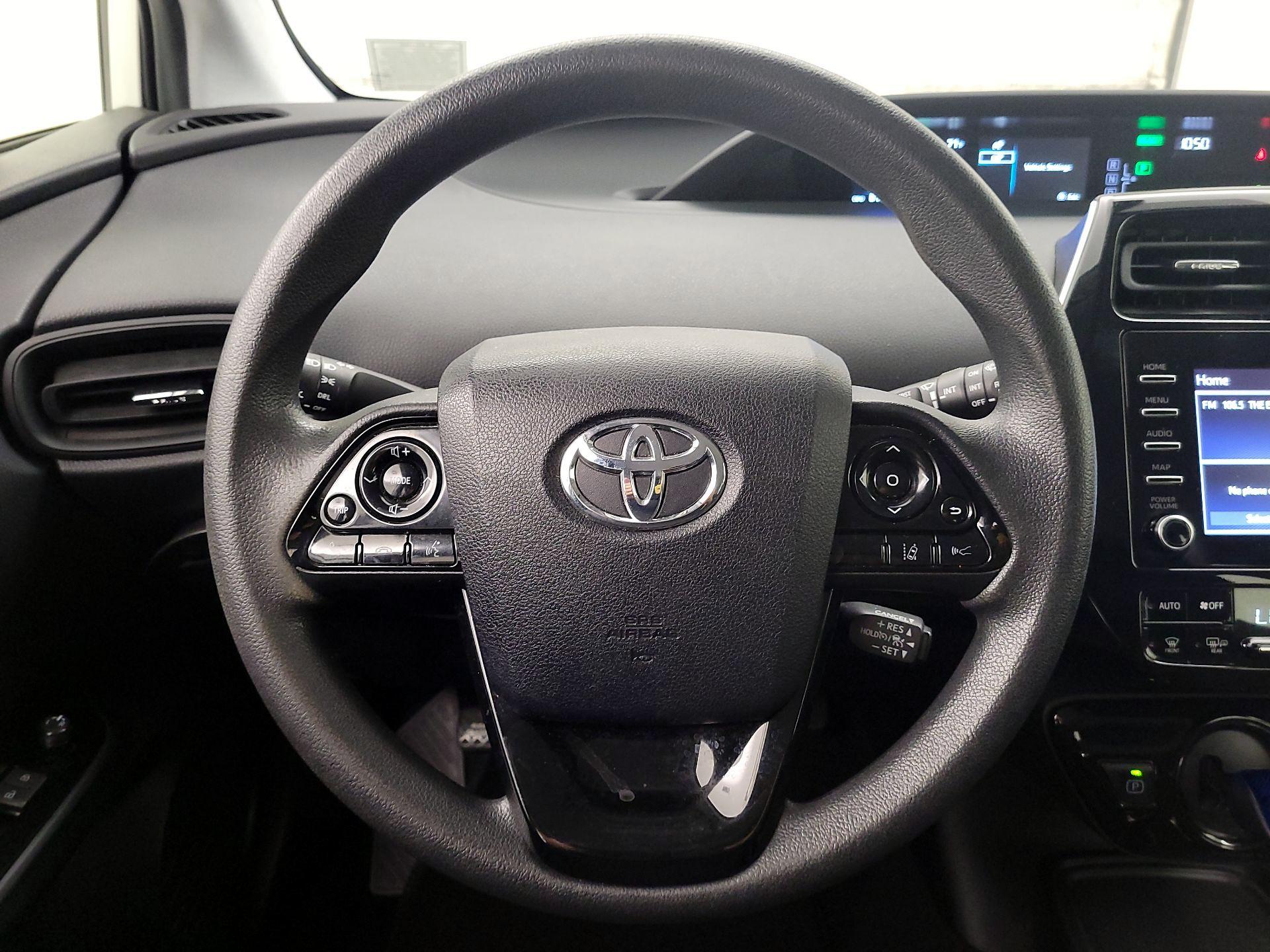 Thumbnail: 2020 Toyota Prius - 10