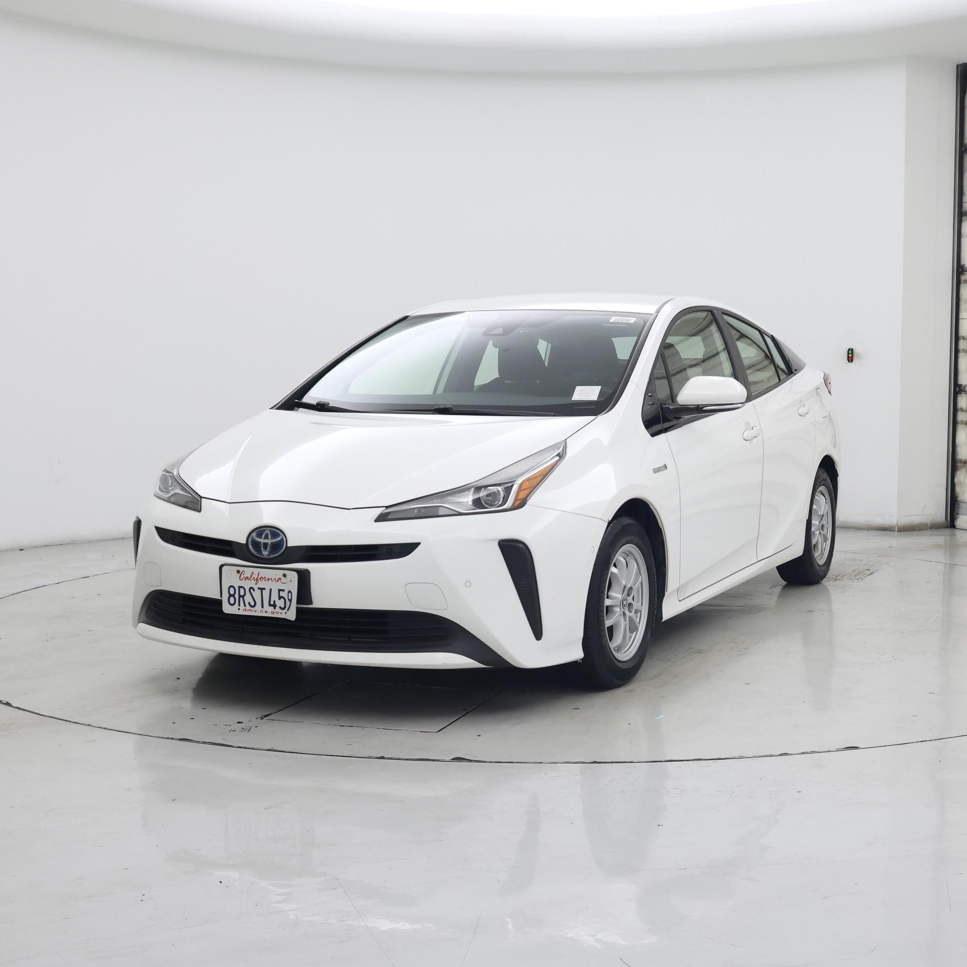 Thumbnail: 2020 Toyota Prius - 4