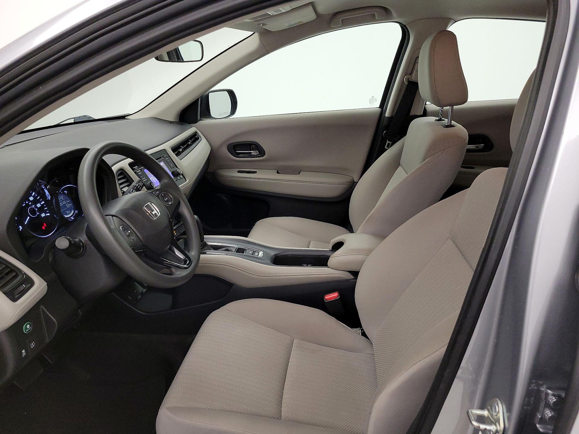 Thumbnail: 2018 Honda HR-V - 11