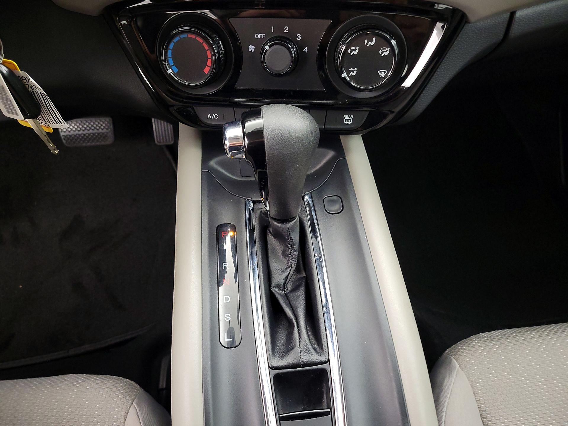 Thumbnail: 2018 Honda HR-V - 17