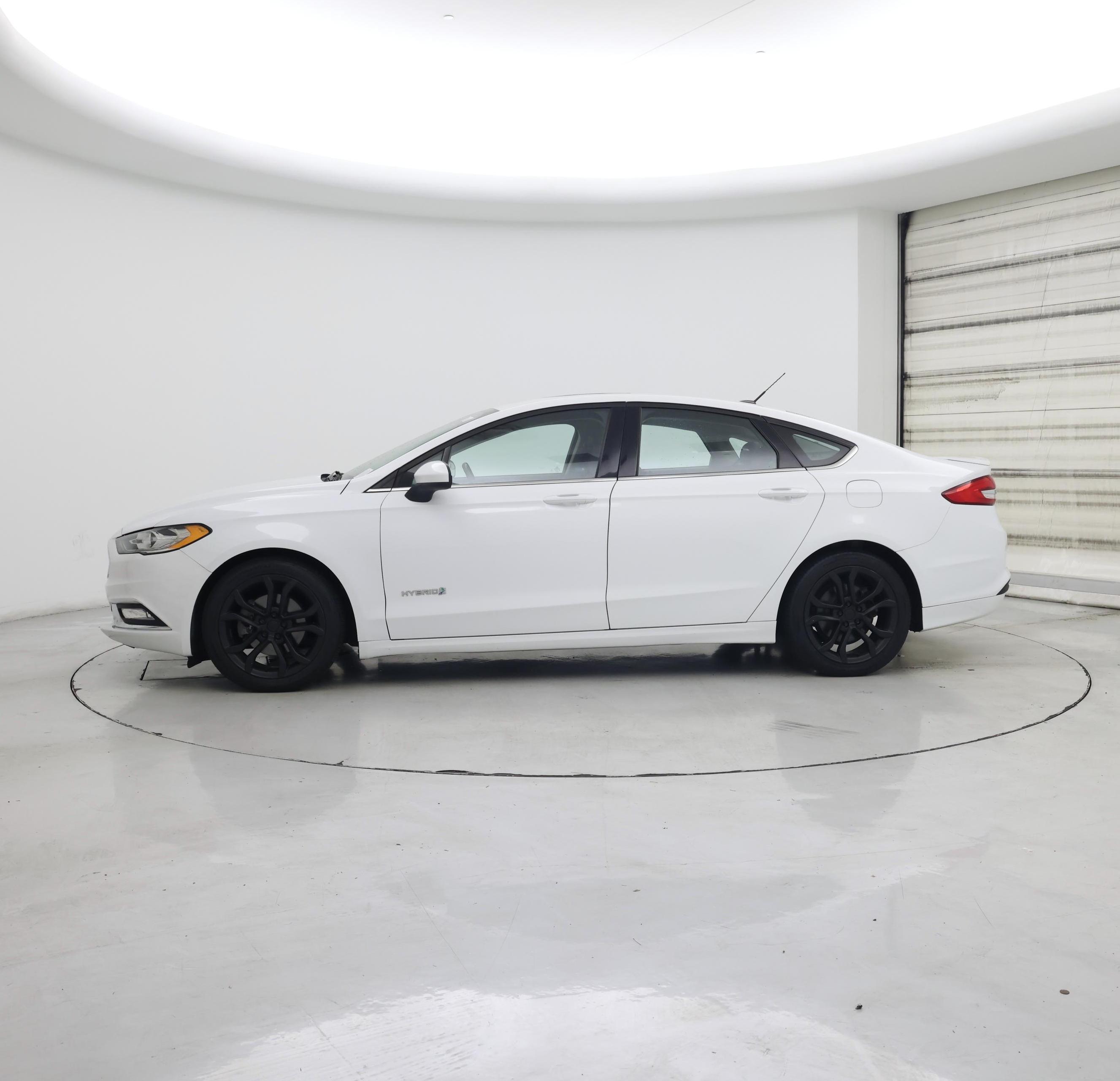 Thumbnail: 2017 Ford Fusion - 3