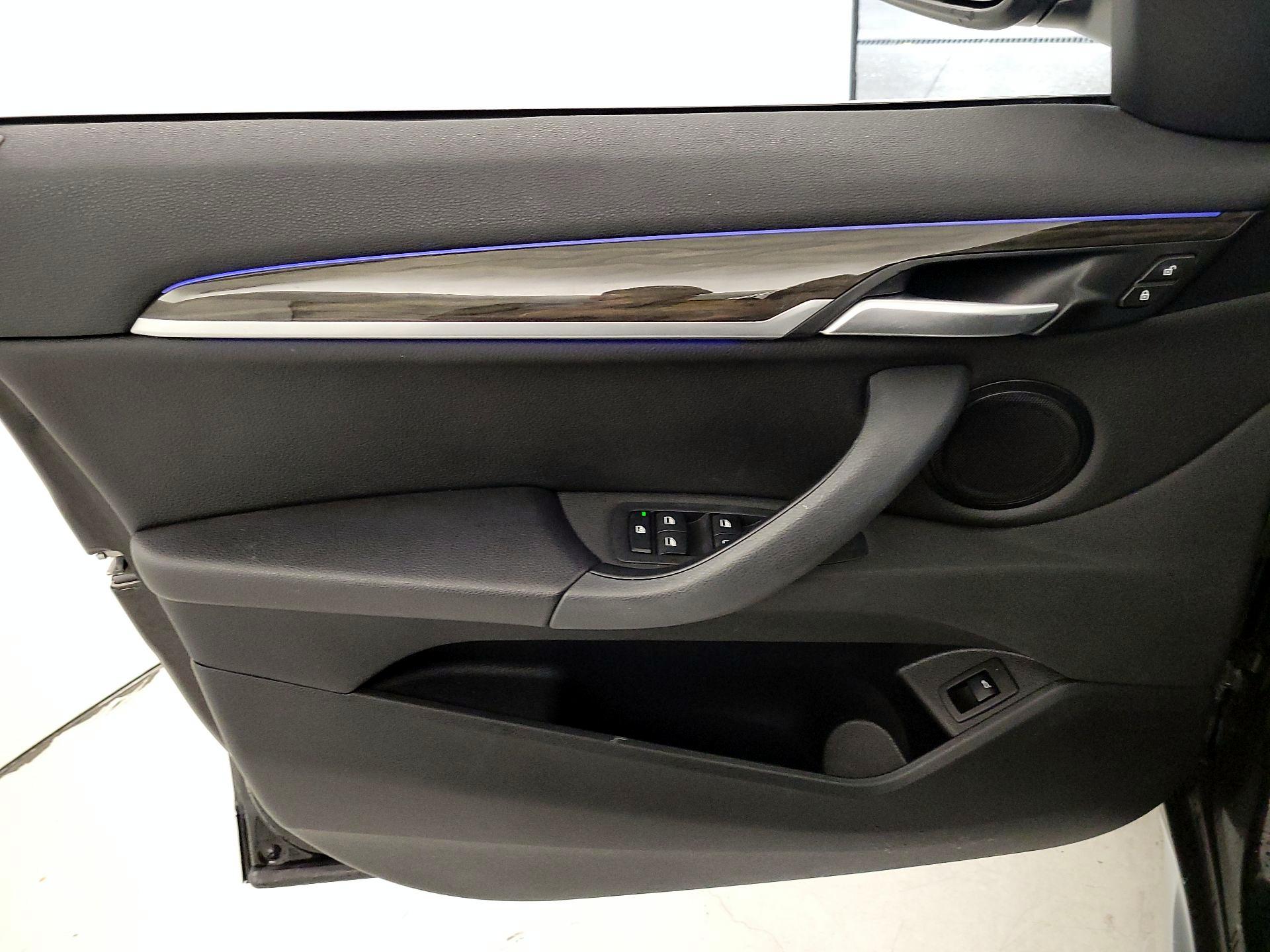 Thumbnail: 2021 BMW X1 - 12