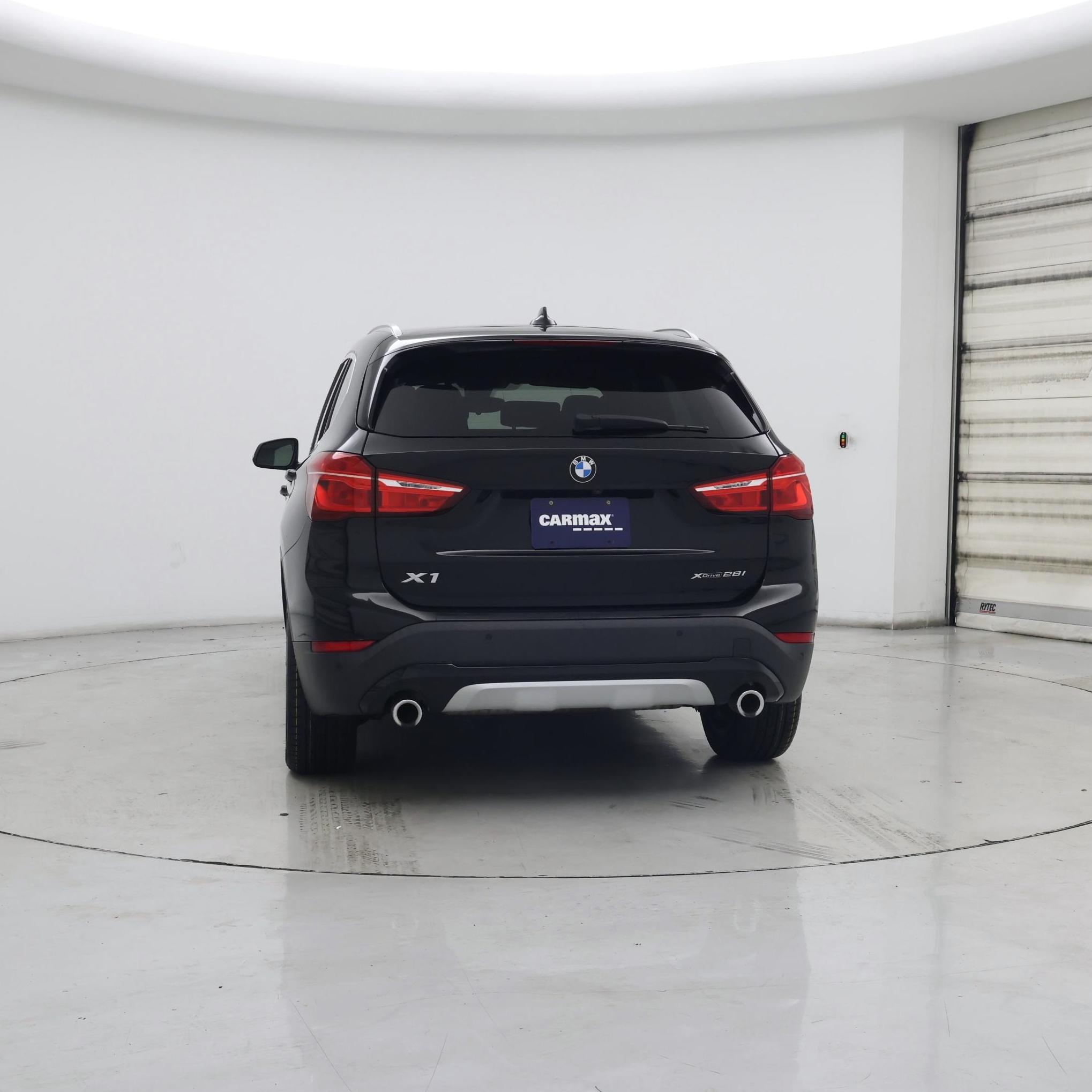Thumbnail: 2021 BMW X1 - 6