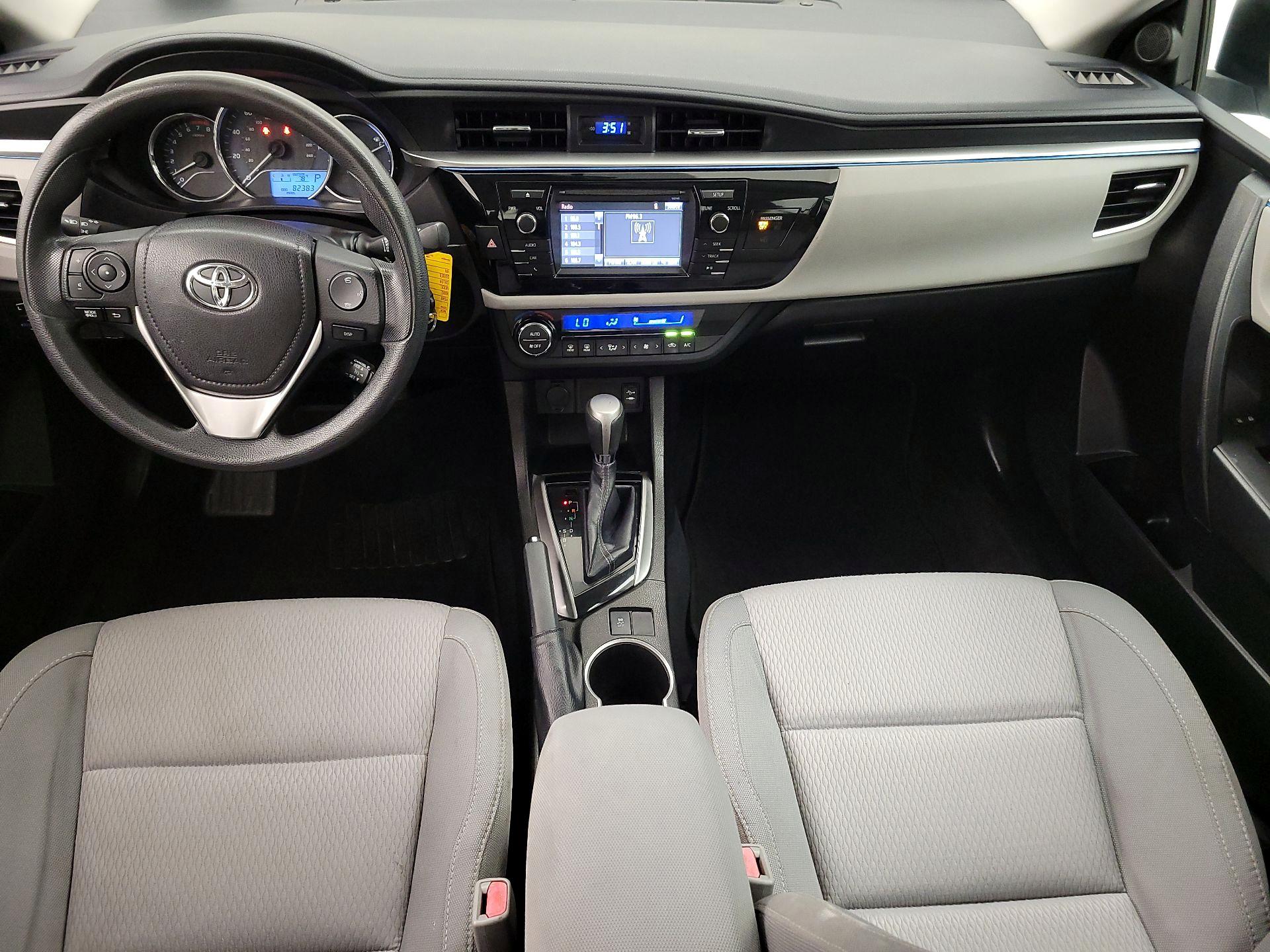 Thumbnail: 2015 Toyota Corolla - 9