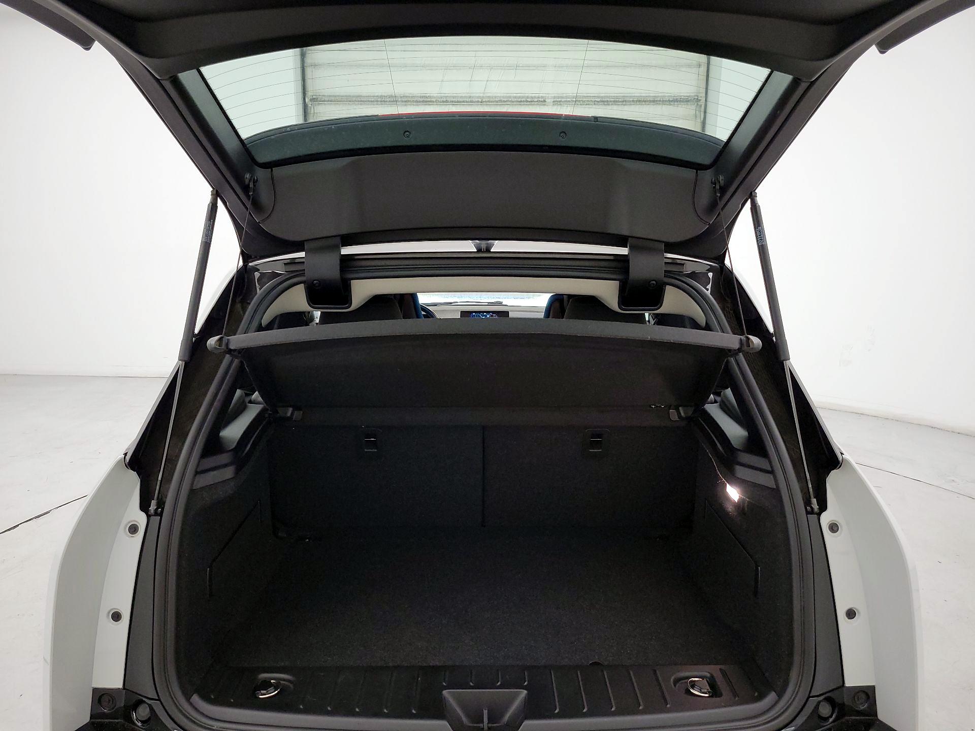 Thumbnail: 2017 BMW i3 - 20