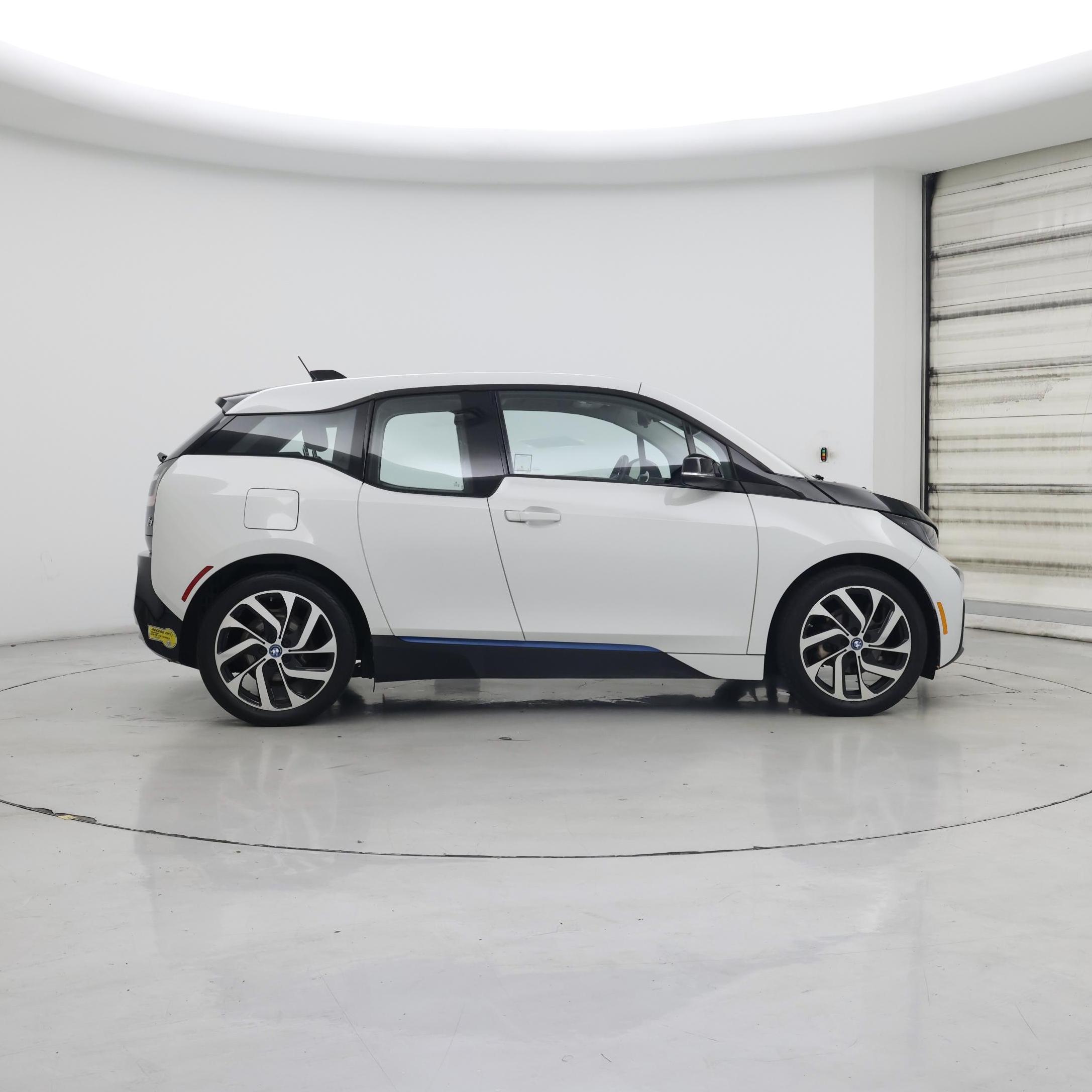 Thumbnail: 2017 BMW i3 - 7