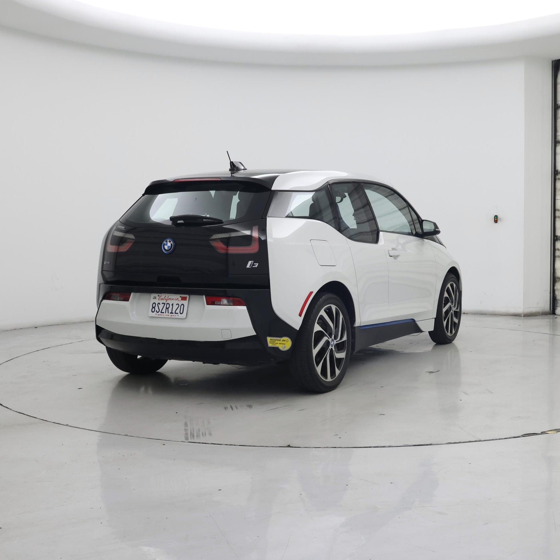 Thumbnail: 2017 BMW i3 - 8
