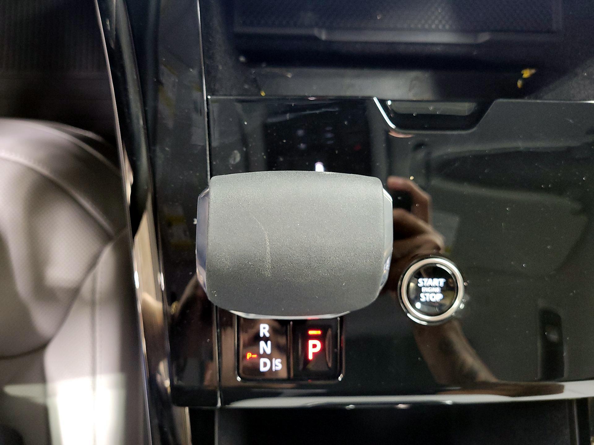 Thumbnail: 2024 Land Rover Range Rover Sport - 17