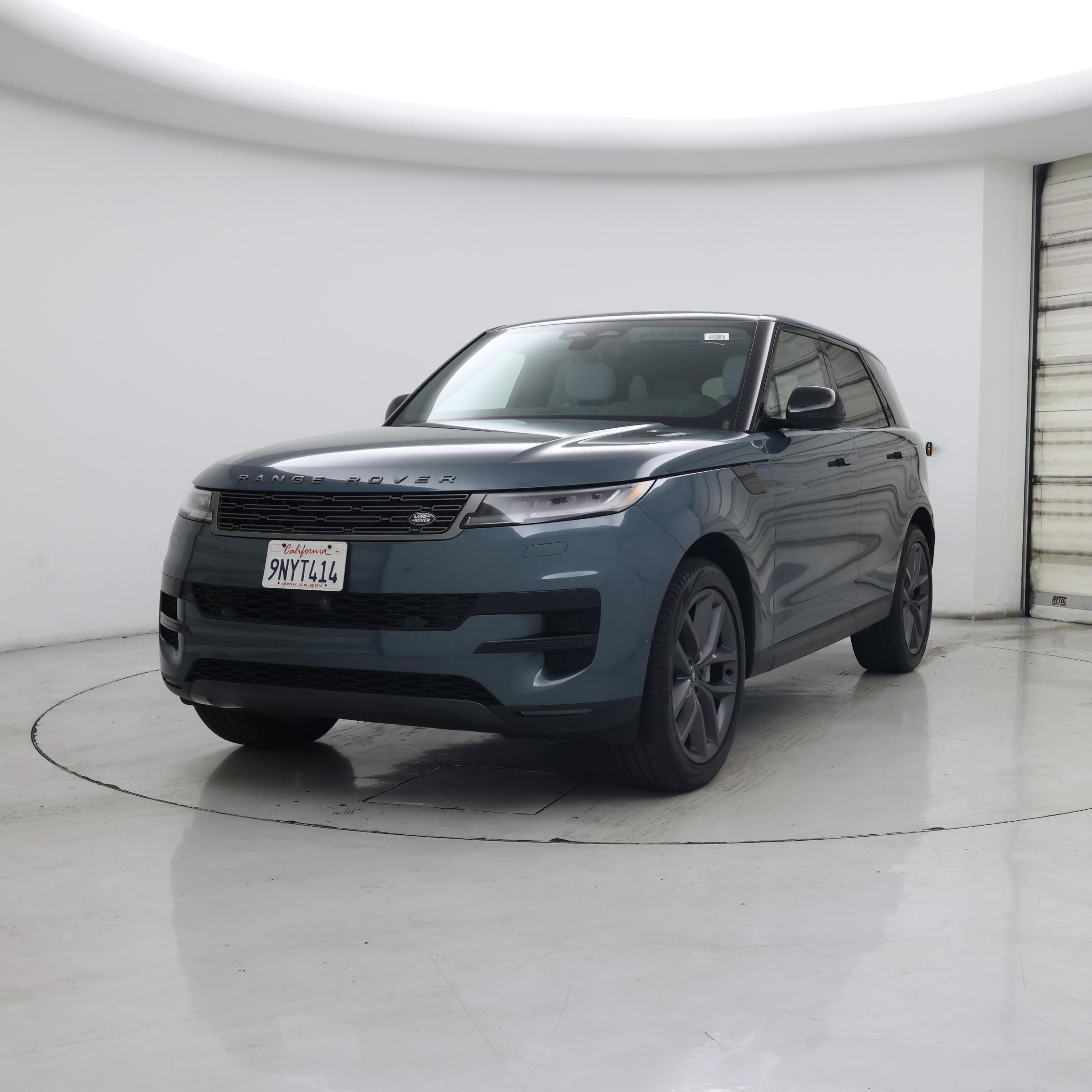Thumbnail: 2024 Land Rover Range Rover Sport - 4